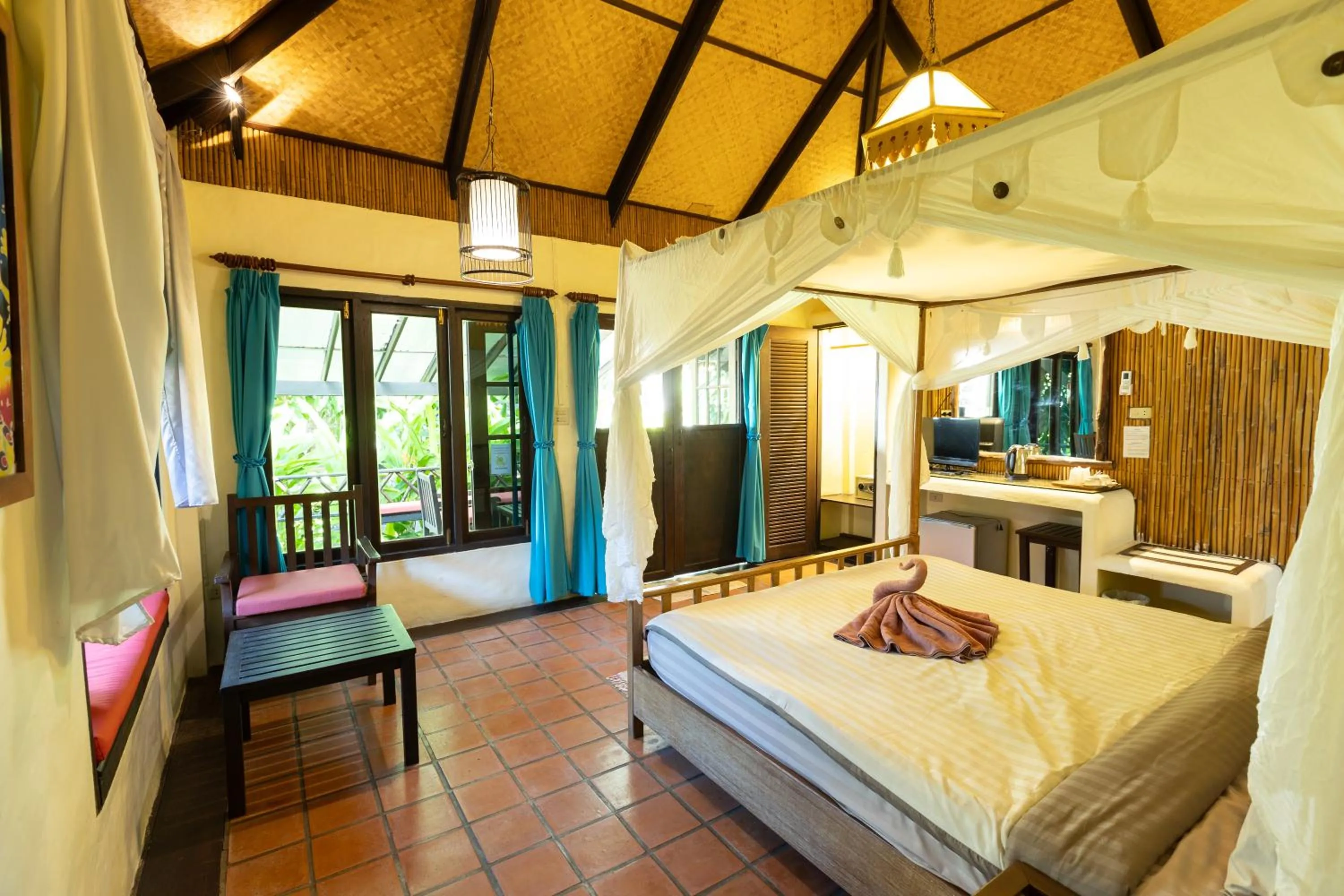 Bed in Villa Bali Eco Resort, Rayong