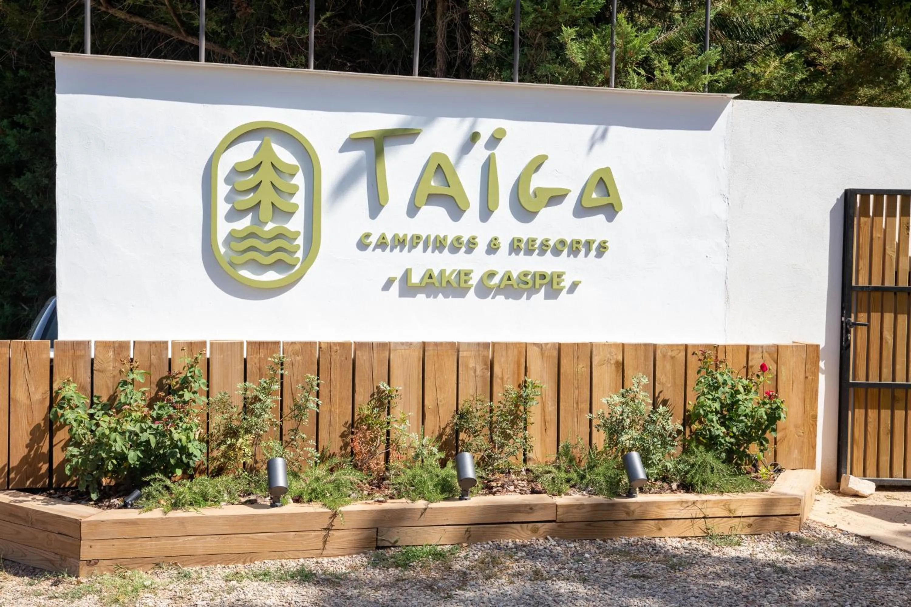 TAIGA Lake Caspe