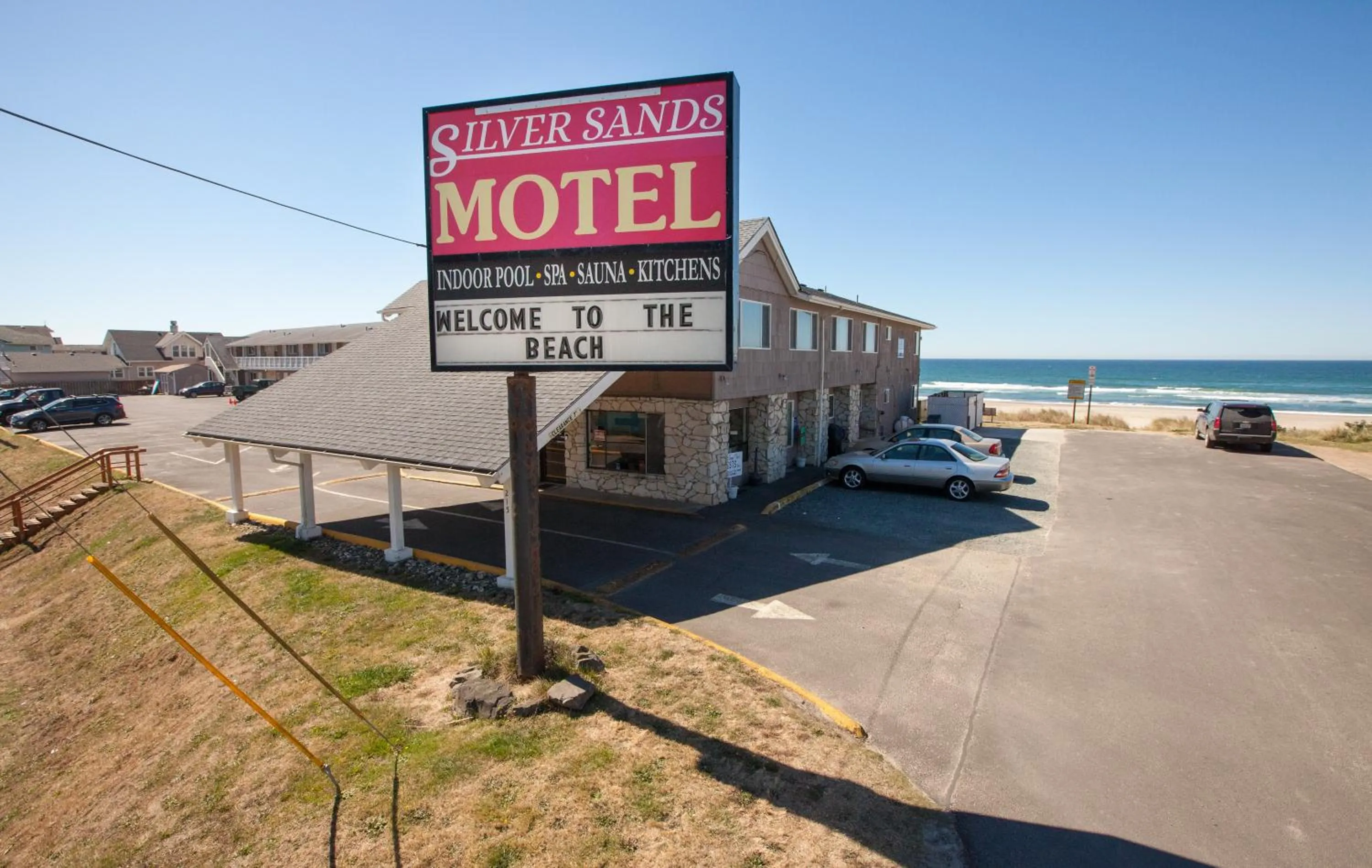 Facade/entrance in Silver Sands