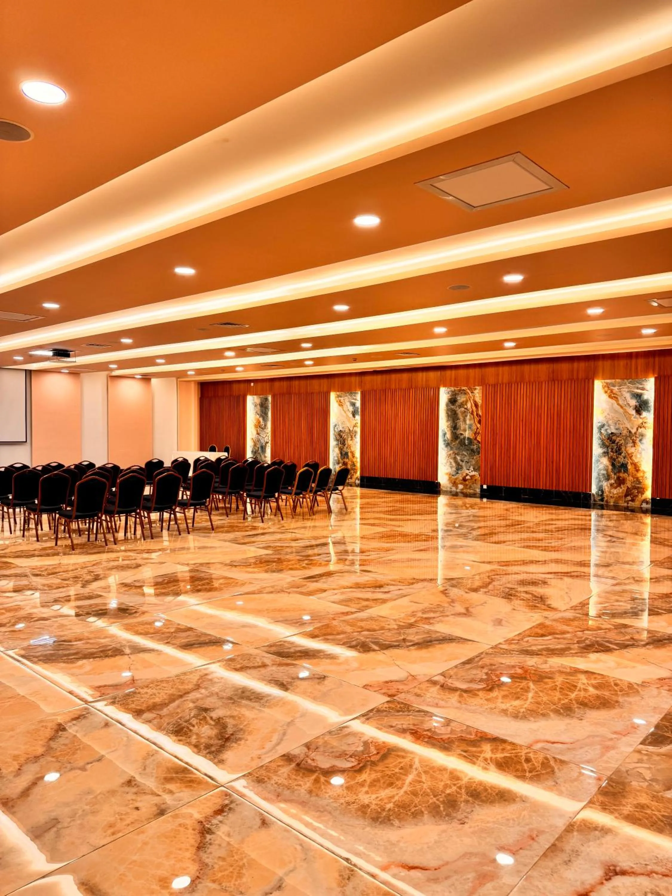 Banquet/Function facilities in Hotel Presidential