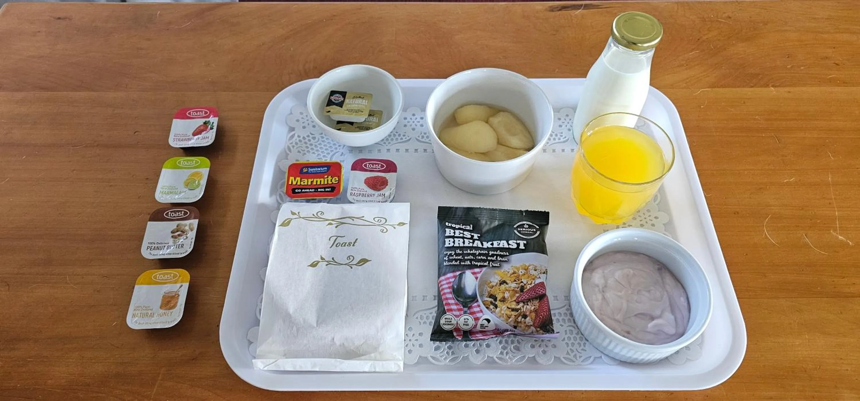 Breakfast in Jacaranda Country Motel