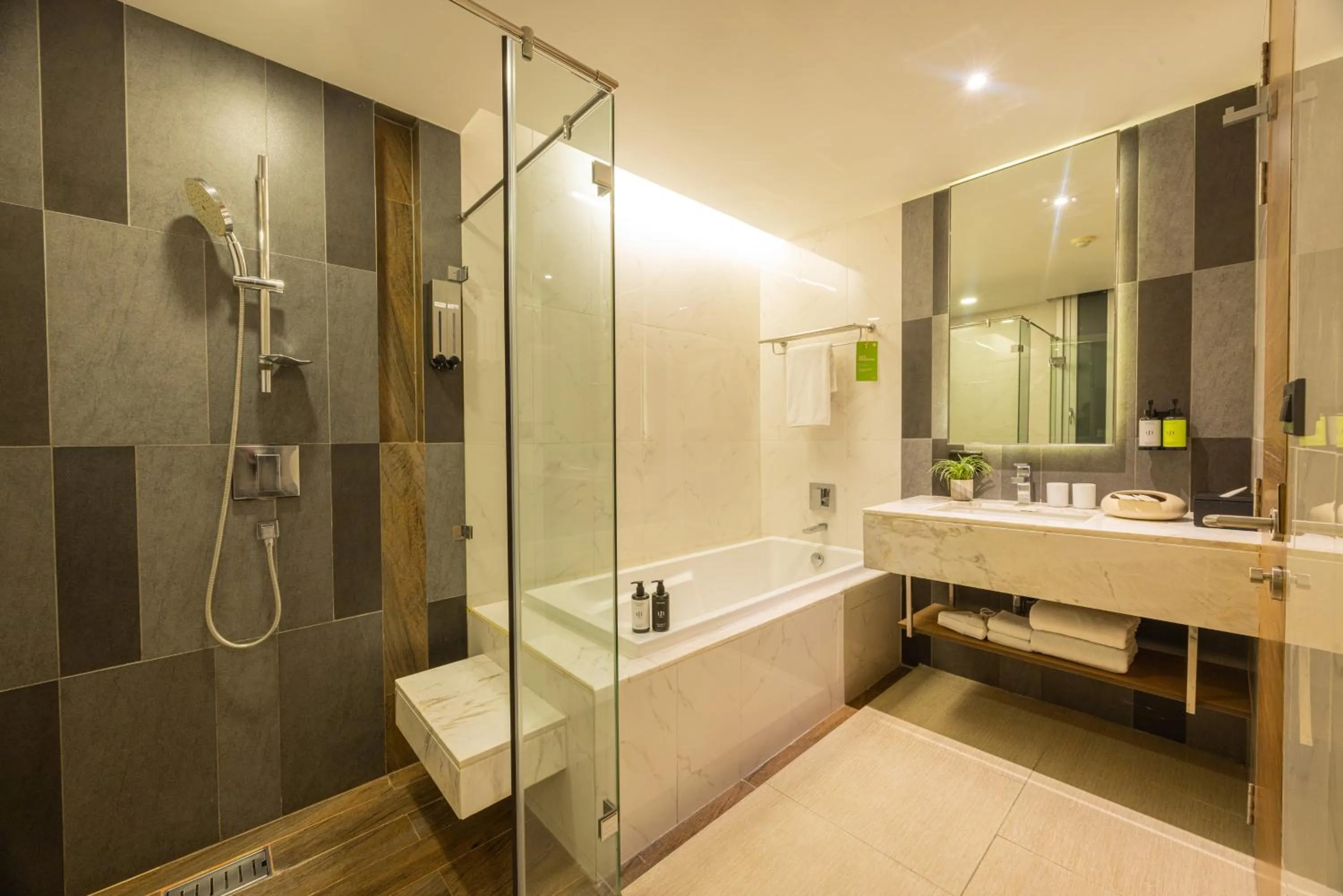 Shower in LiT BANGKOK Residence