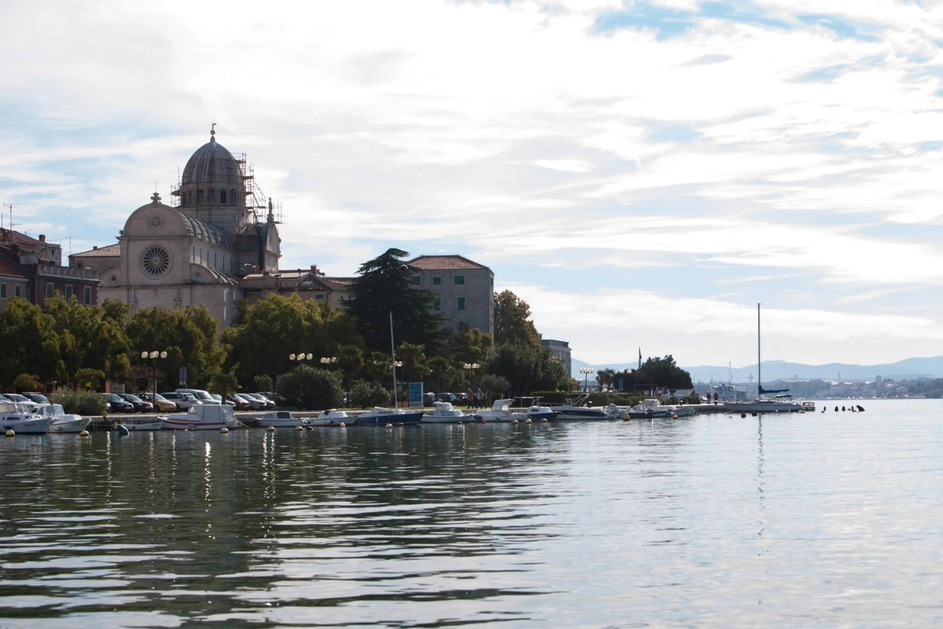 Nearby landmark in Basic Mansion Mandalina