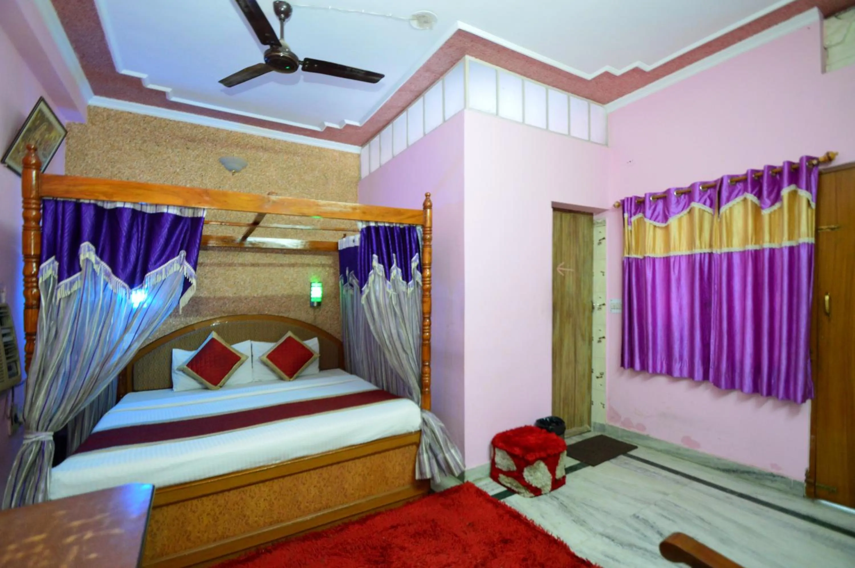 Bed in HOTEL JAI MAA PALACE