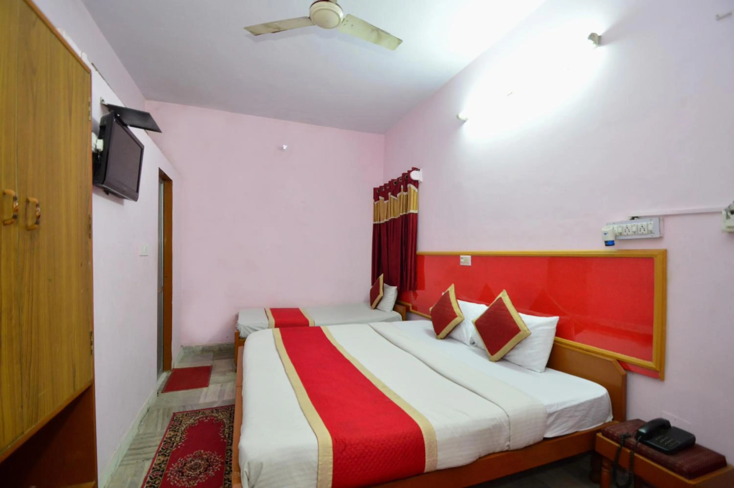 Bed in HOTEL JAI MAA PALACE