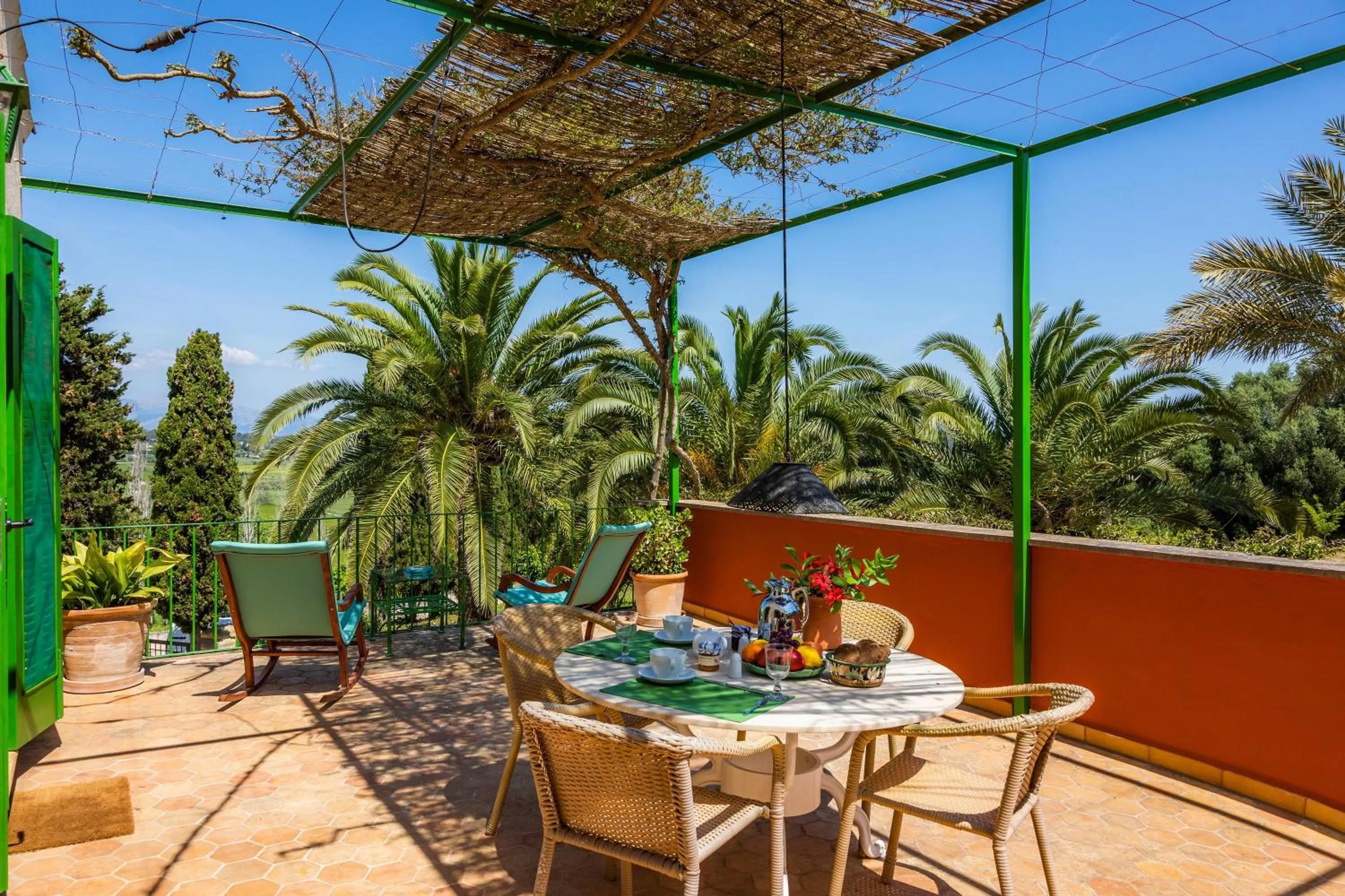 Property building in Sa Rota den Palerm Two Bedrooms