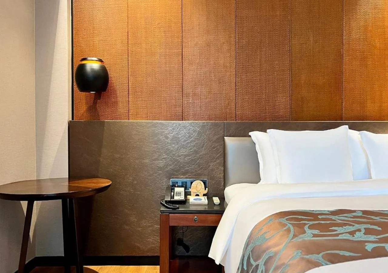 Bed in Jolie Vue Boutique Hotel Guilin (near Elephant Trunk Hill)