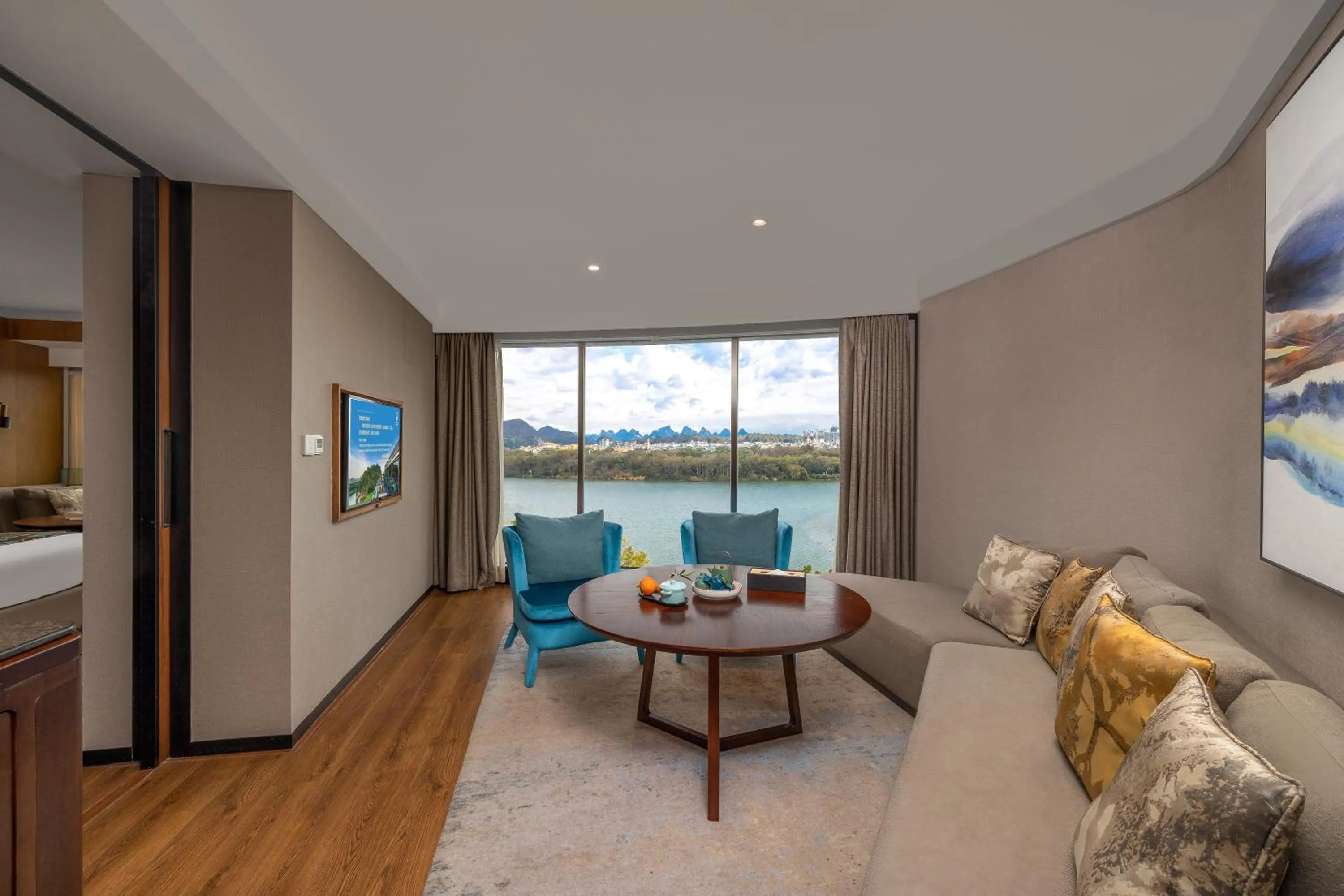 Jolie Vue Boutique Hotel Guilin (near Elephant Trunk Hill)