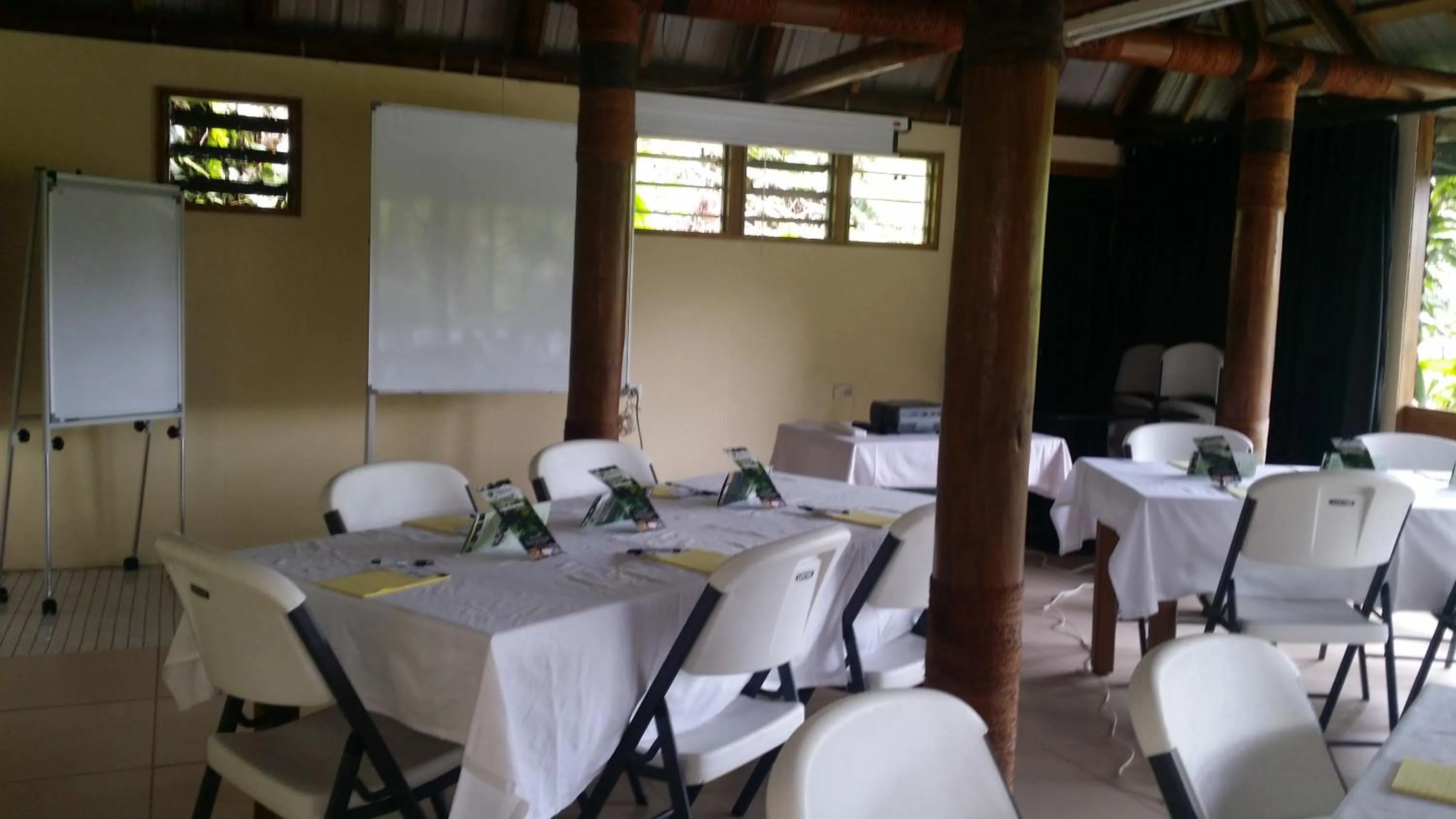 Meeting/conference room in Rainforest Eco Lodge
