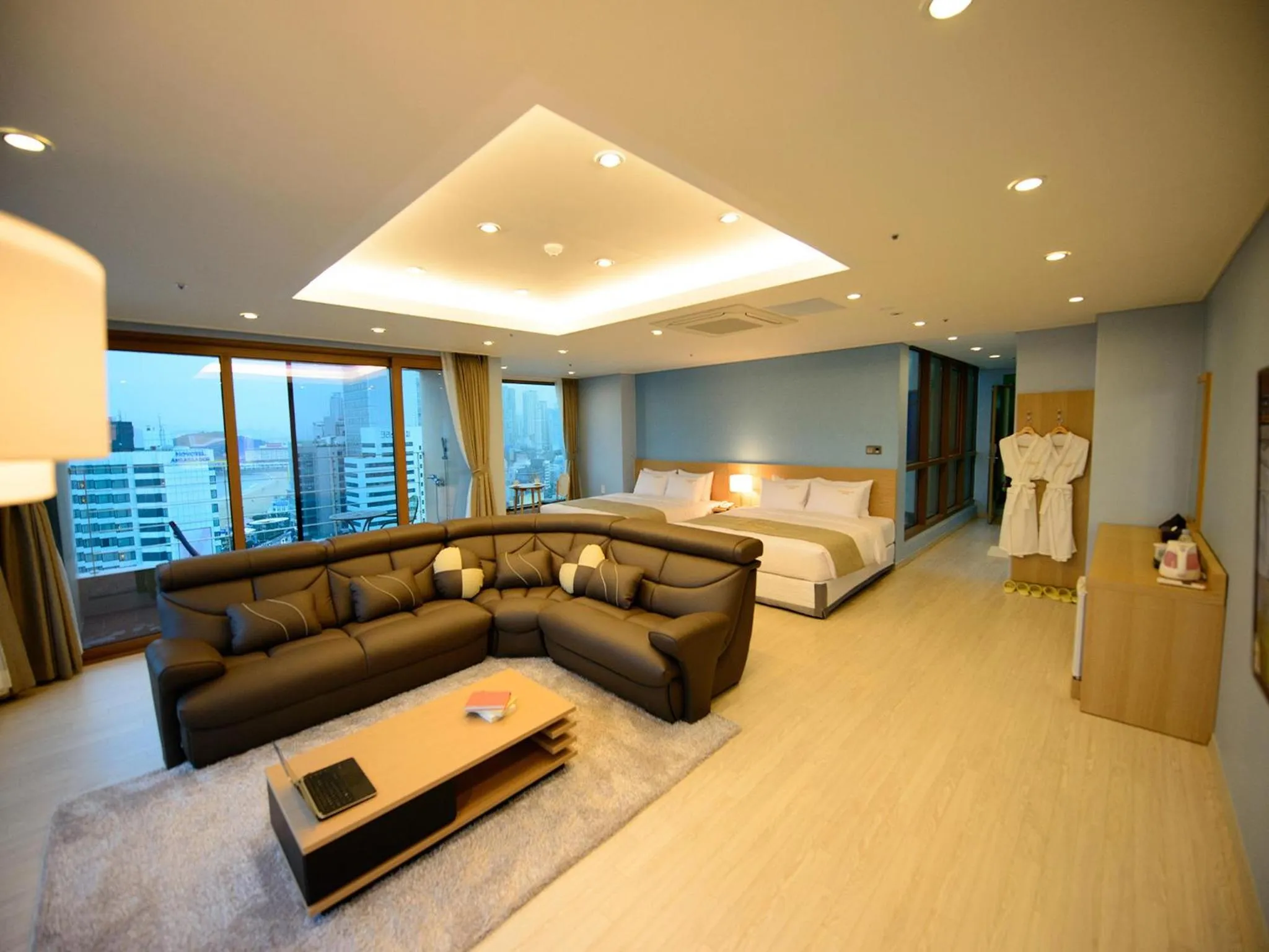 Bedroom, Bed in Haeundae Marianne Hotel