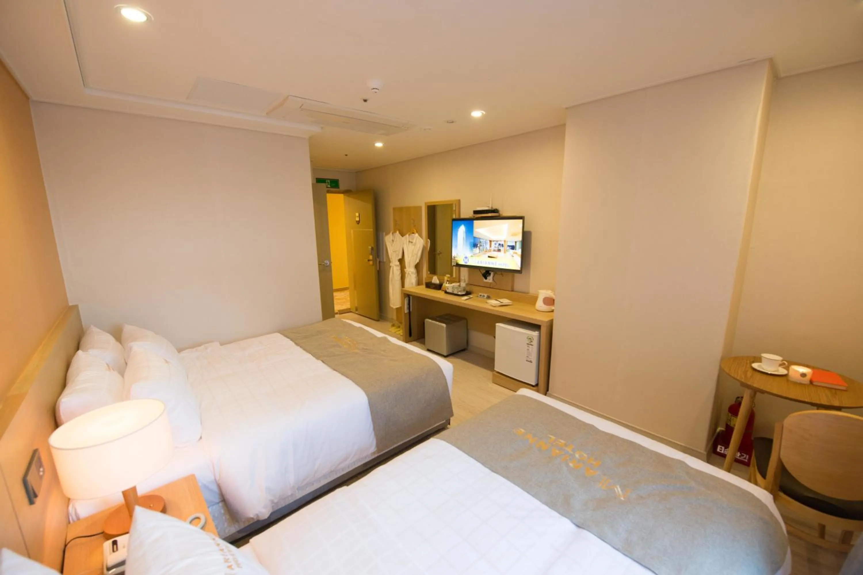 Bedroom, Bed in Haeundae Marianne Hotel