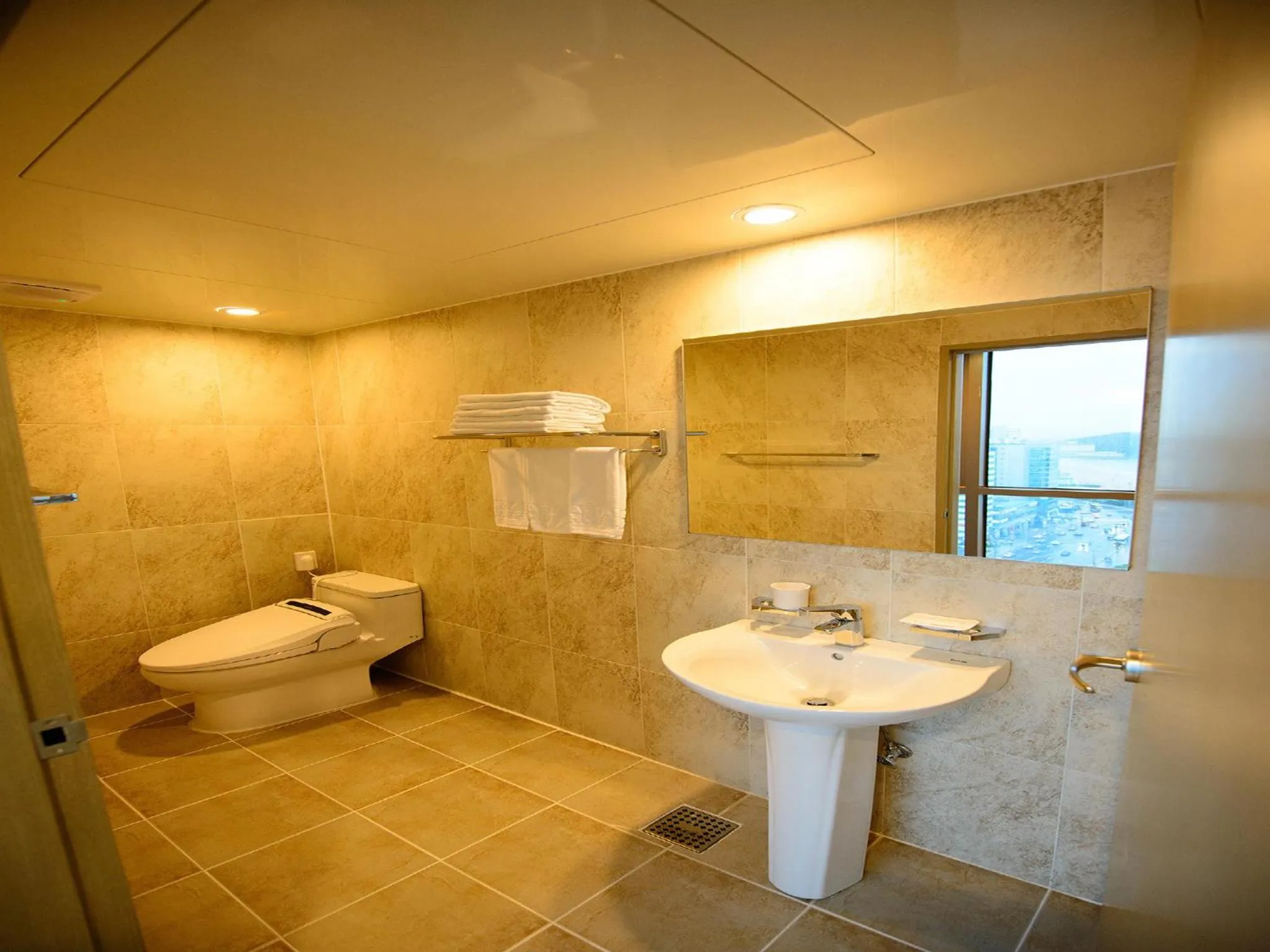 Toilet in Haeundae Marianne Hotel