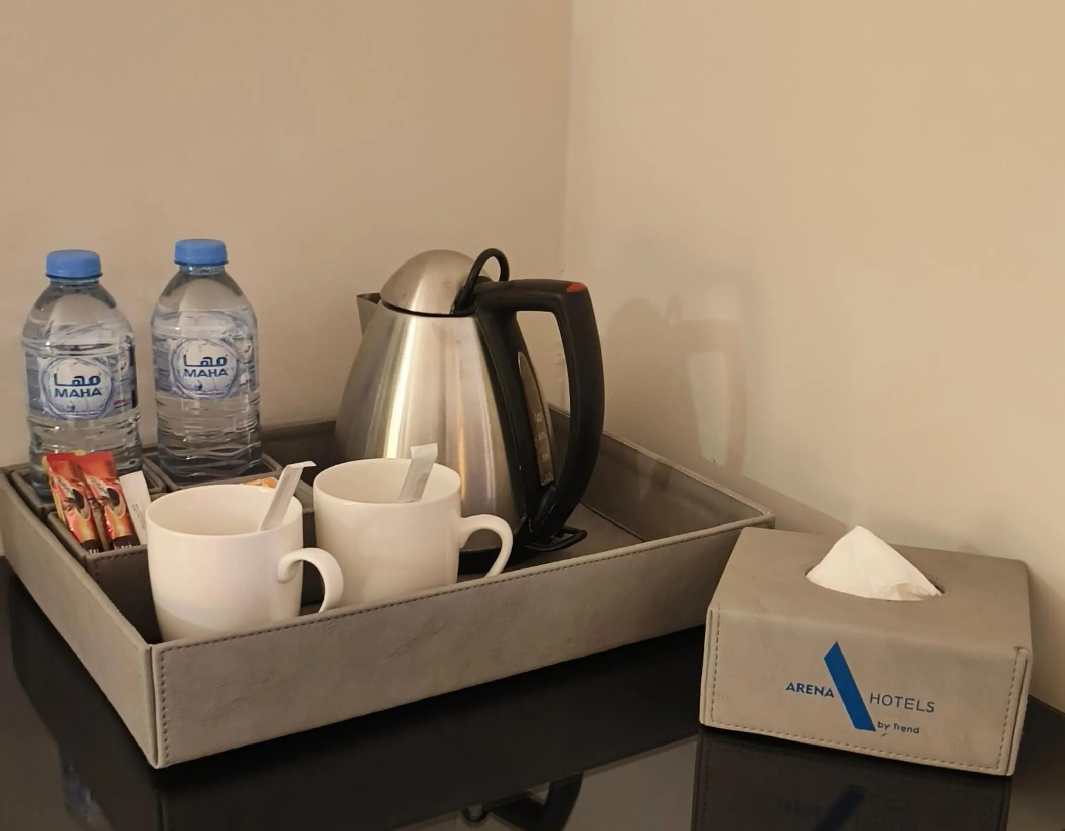 Coffee/tea facilities in Arena By Trend