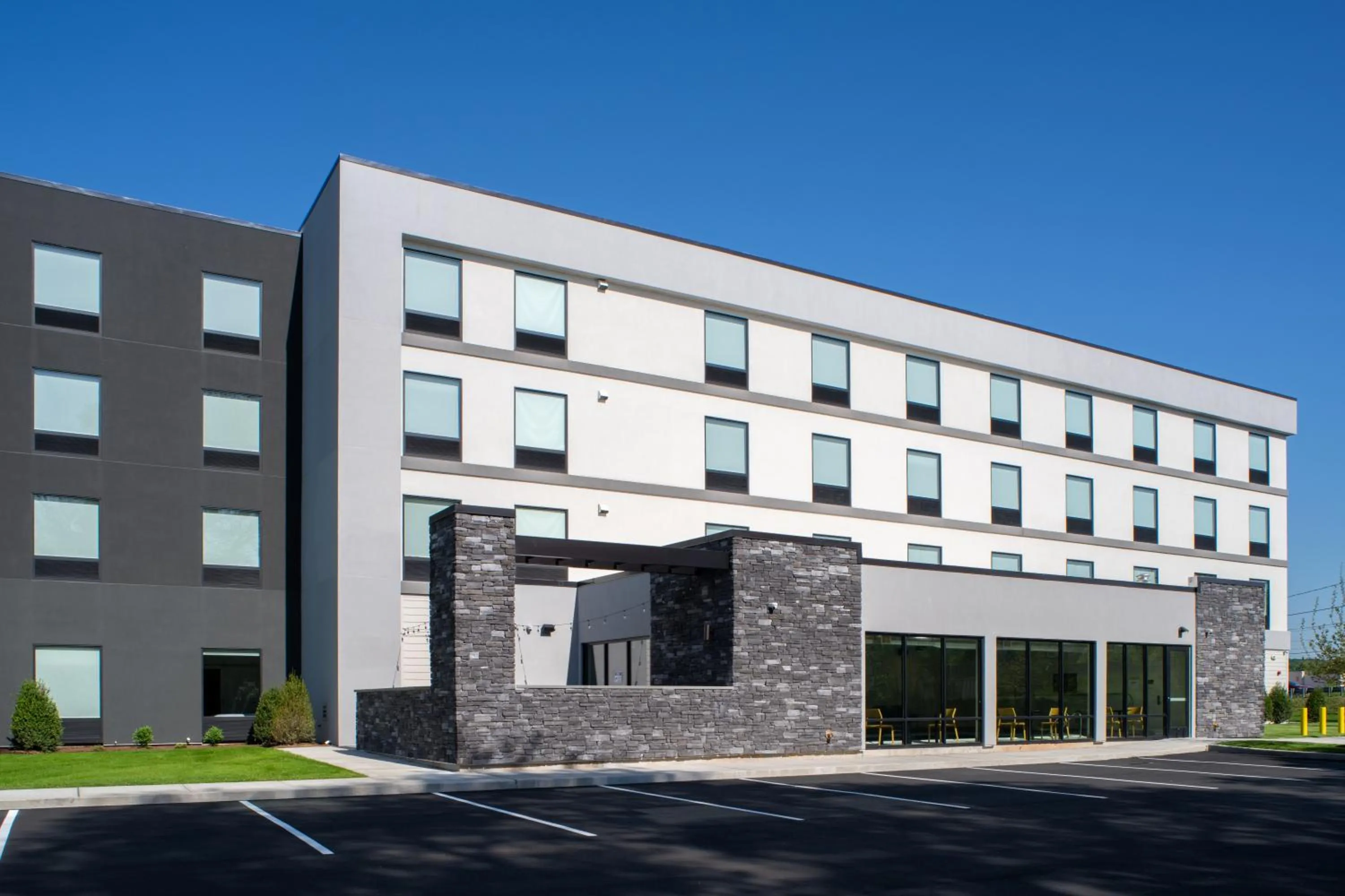 Property building in Home2 Suites By Hilton East Haven New Haven