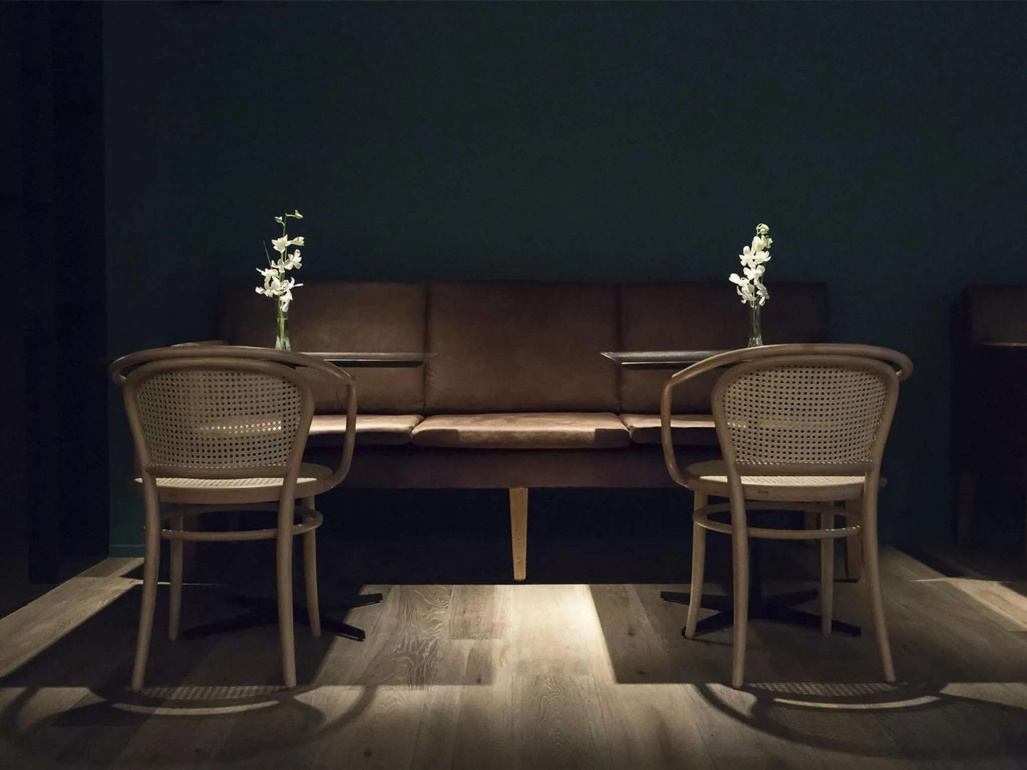 Restaurant/places to eat in Yurbban Trafalgar Hotel