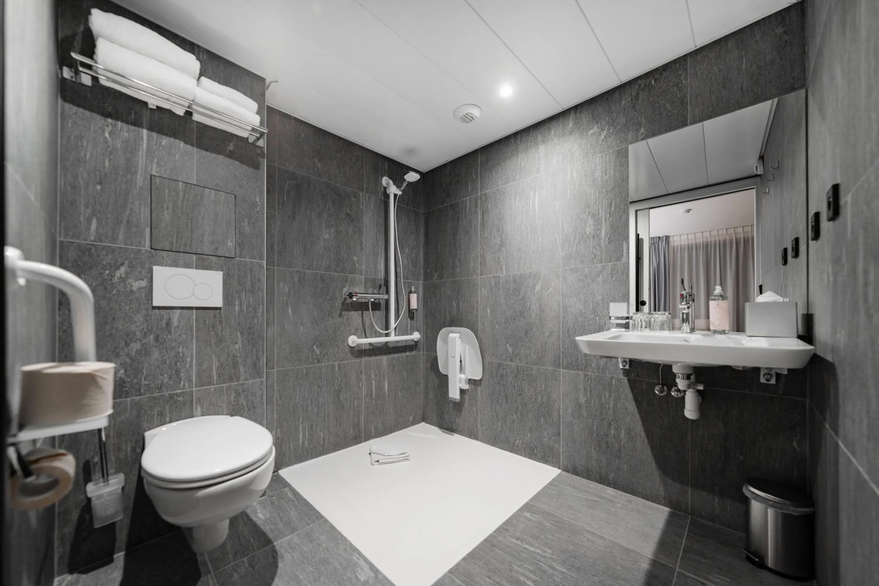 GREEN PARK HOTEL PARIS