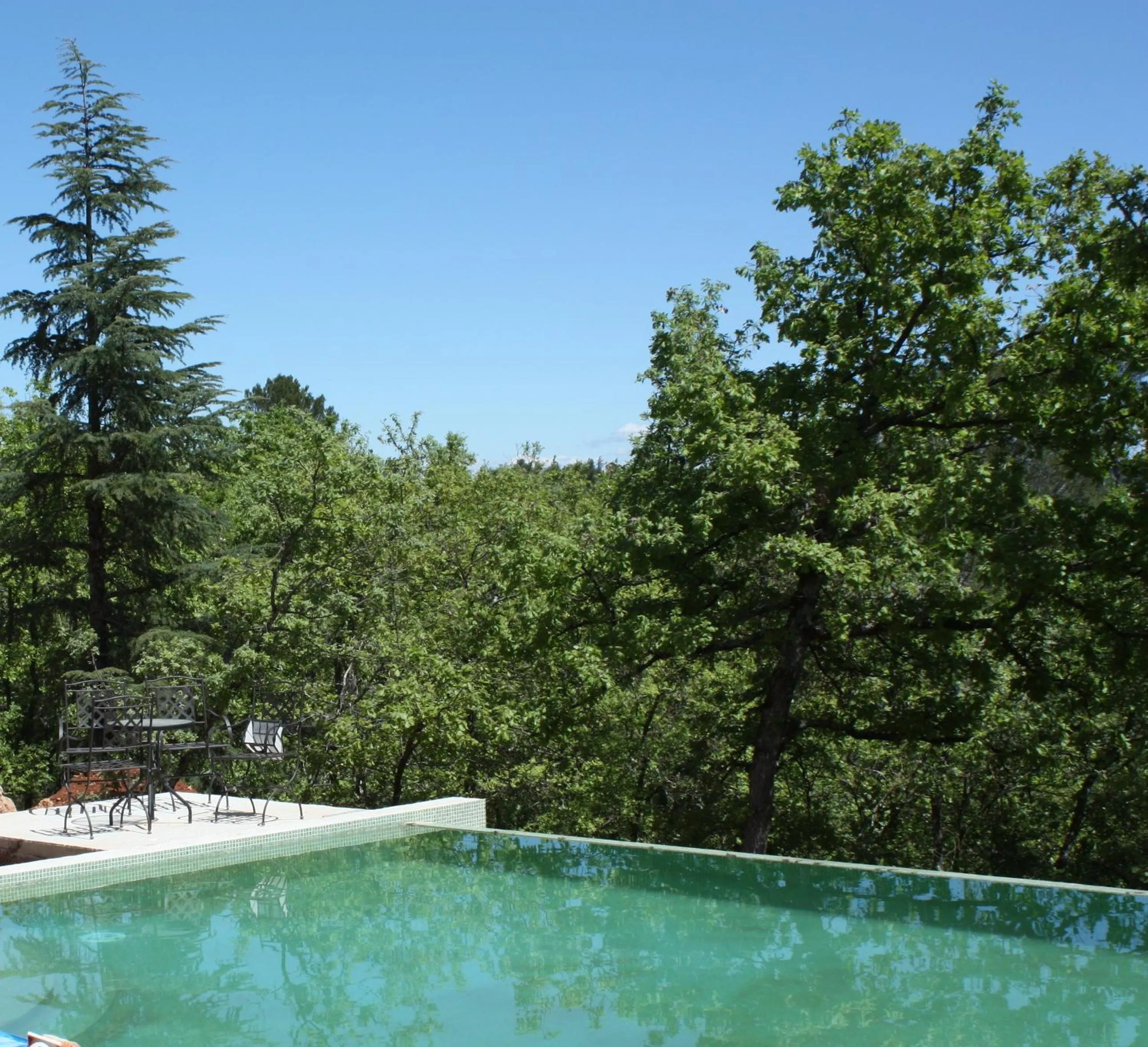 Swimming pool in Sous les oliviers - Jacuzzi - Studios de standing tout-équipés