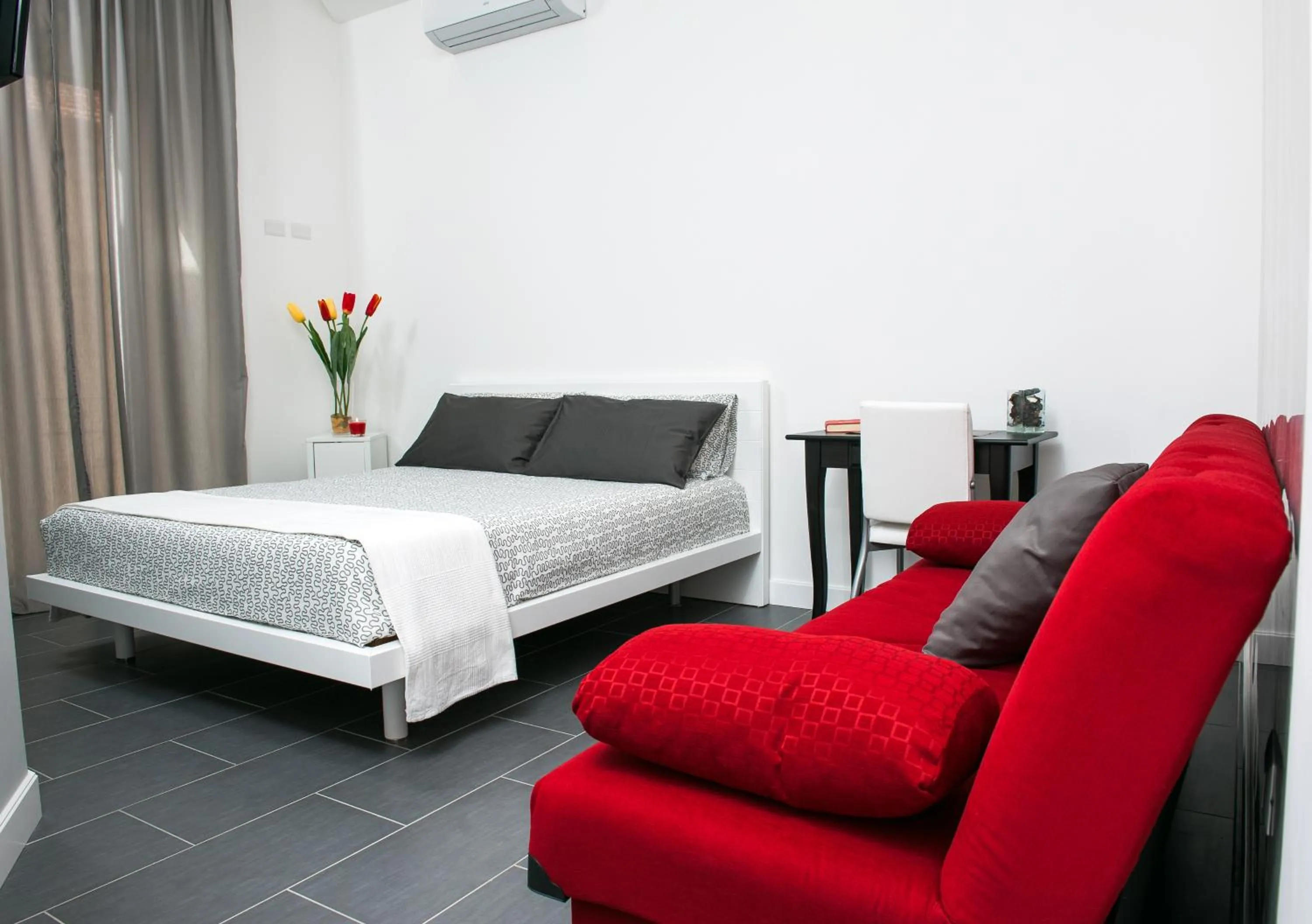 Photo of the whole room, Bed in B&B Diana