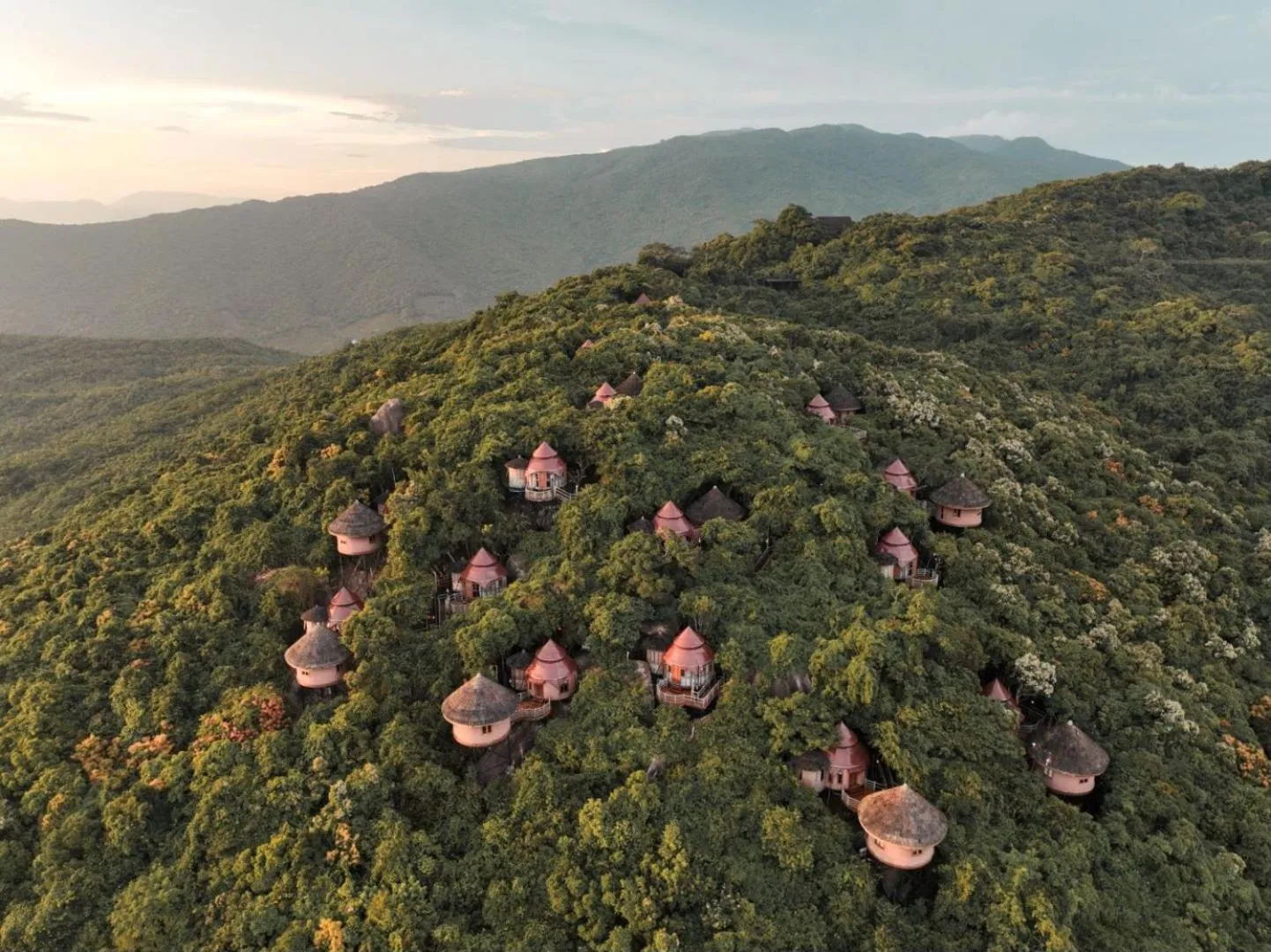 Yalong Bay Earthly Paradise Birds Nest Resort （Mountain Villas)