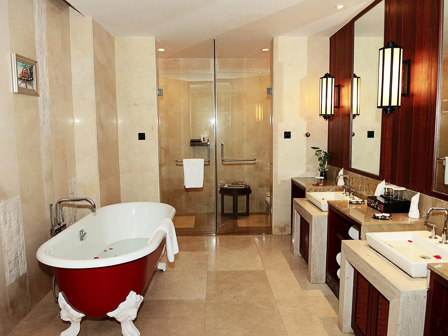 Yalong Bay Earthly Paradise Birds Nest Resort （Mountain Villas)