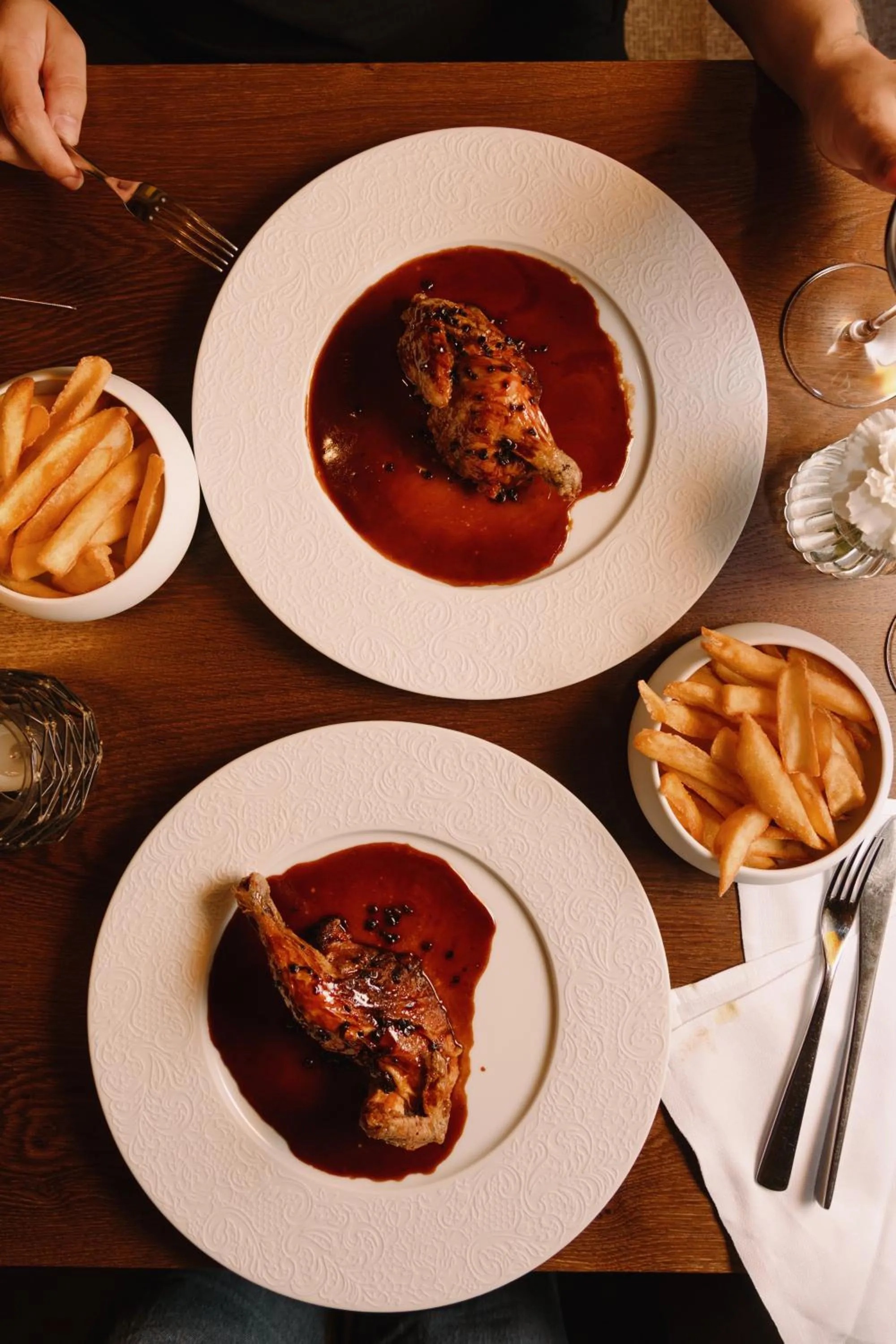 Food and drinks in Miiro The Mansard