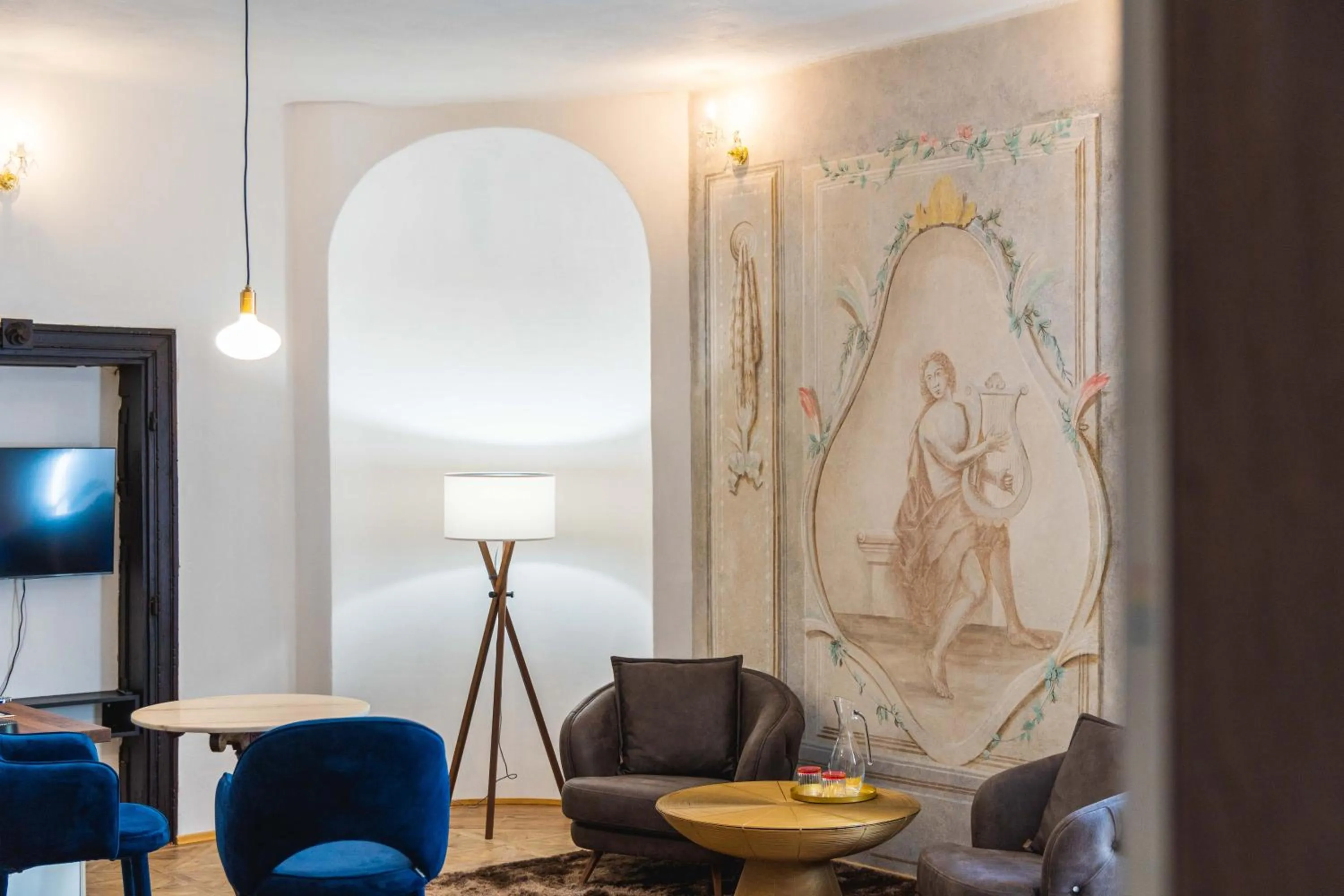 Seating area in Opera apartments - Mestský palác