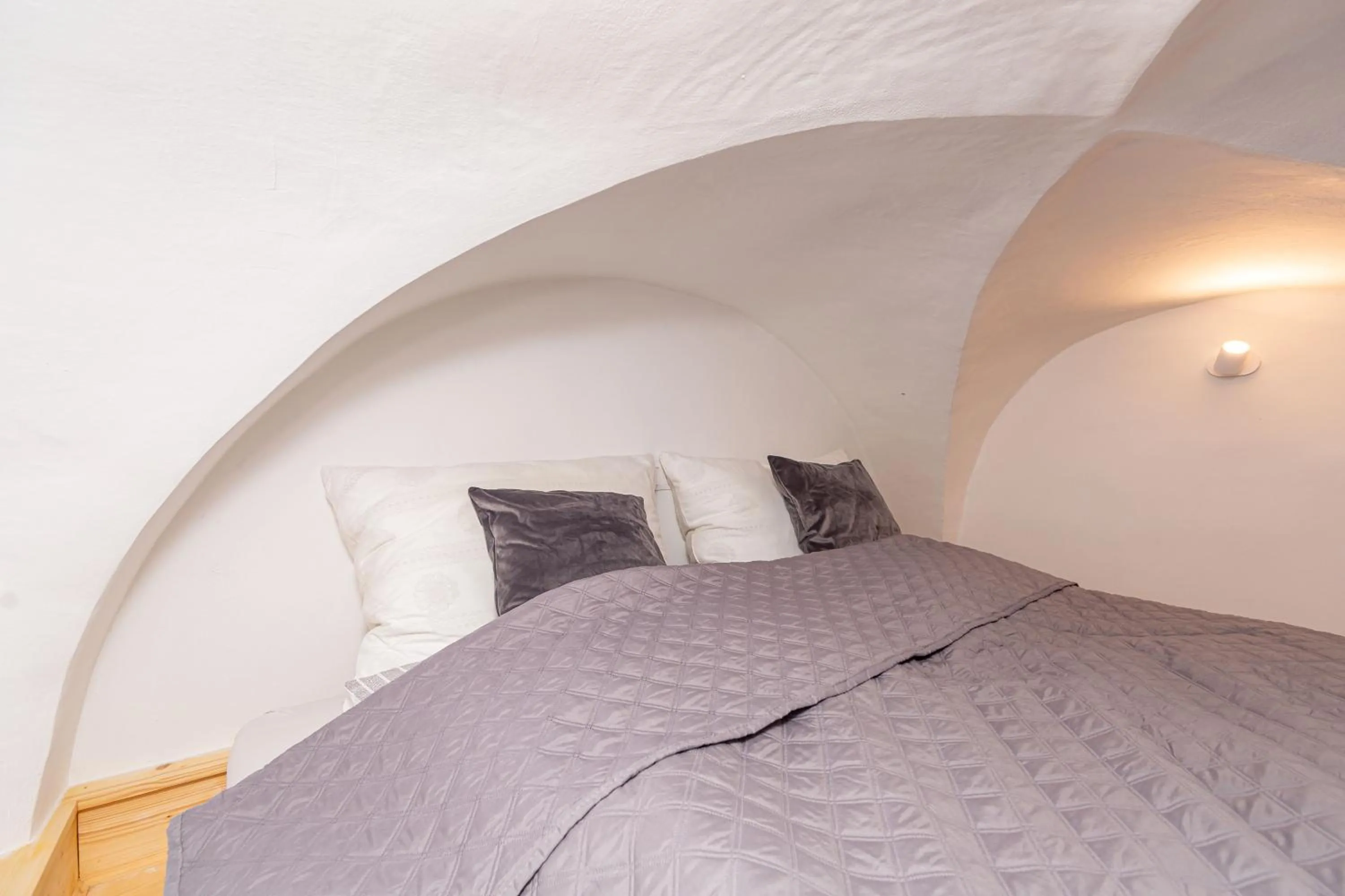 Photo of the whole room, Bed in Opera apartments - Mestský palác