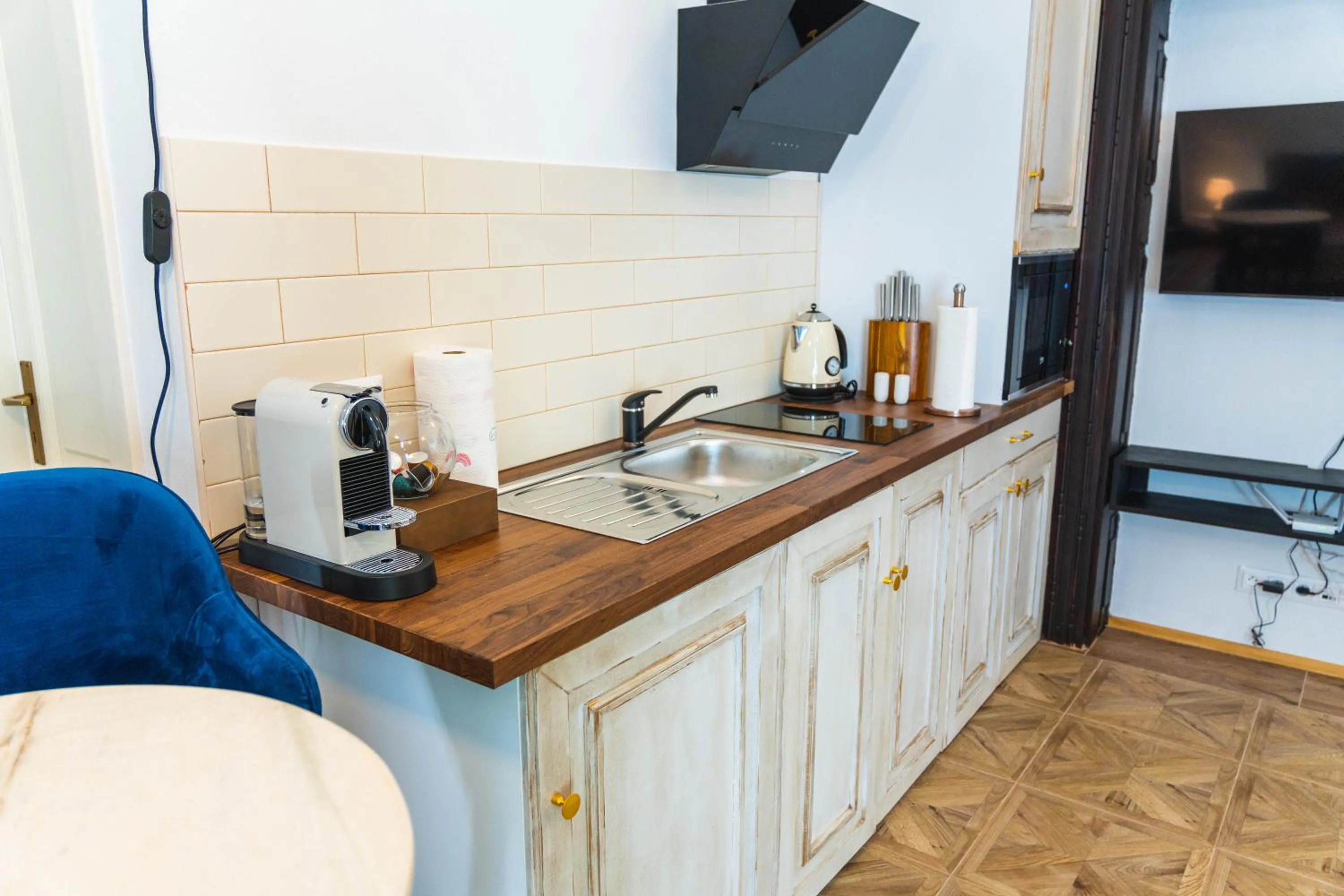 Kitchen or kitchenette in Opera apartments - Mestský palác