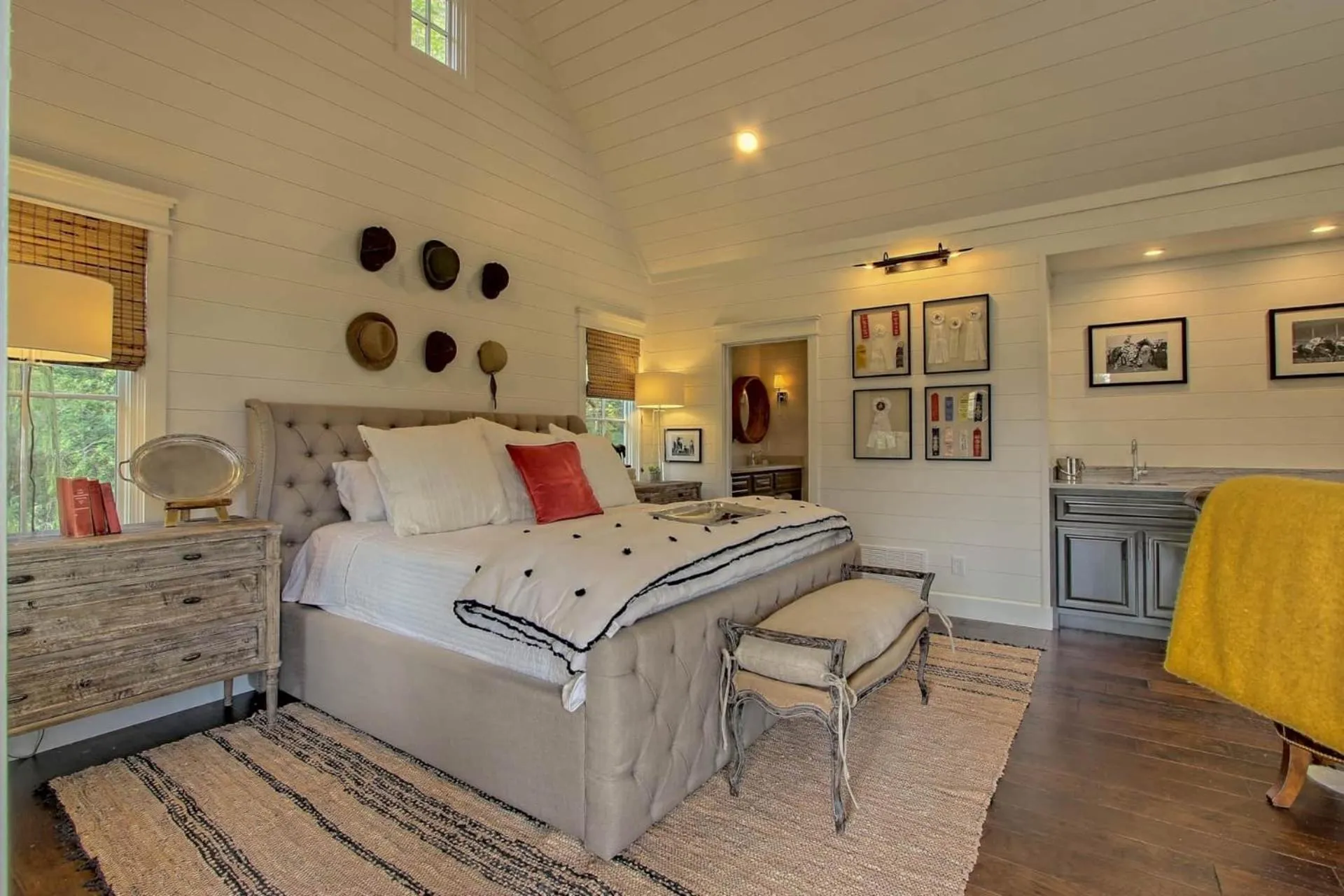 Bed in Cottages @ Julep Farms