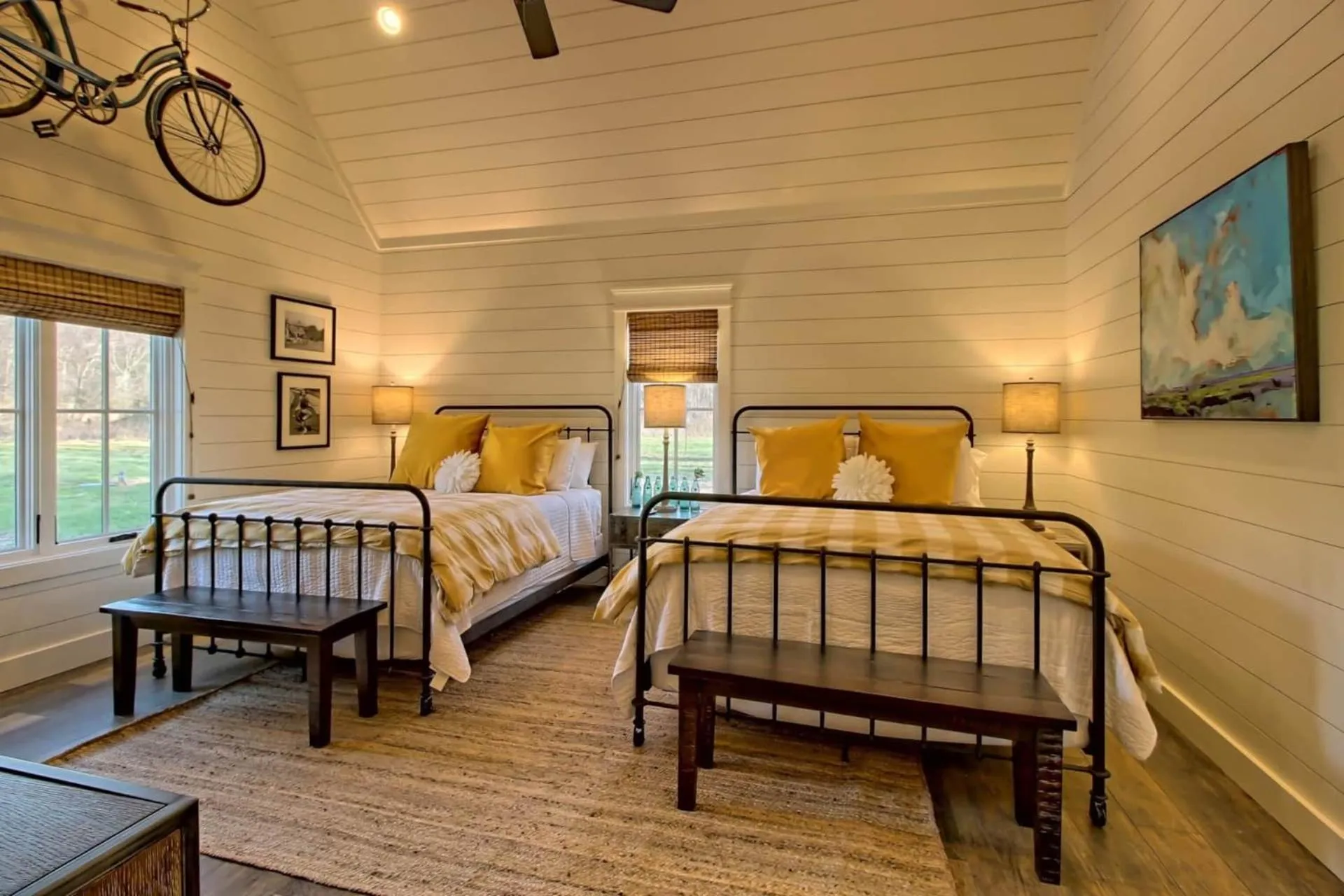 Bed in Cottages @ Julep Farms