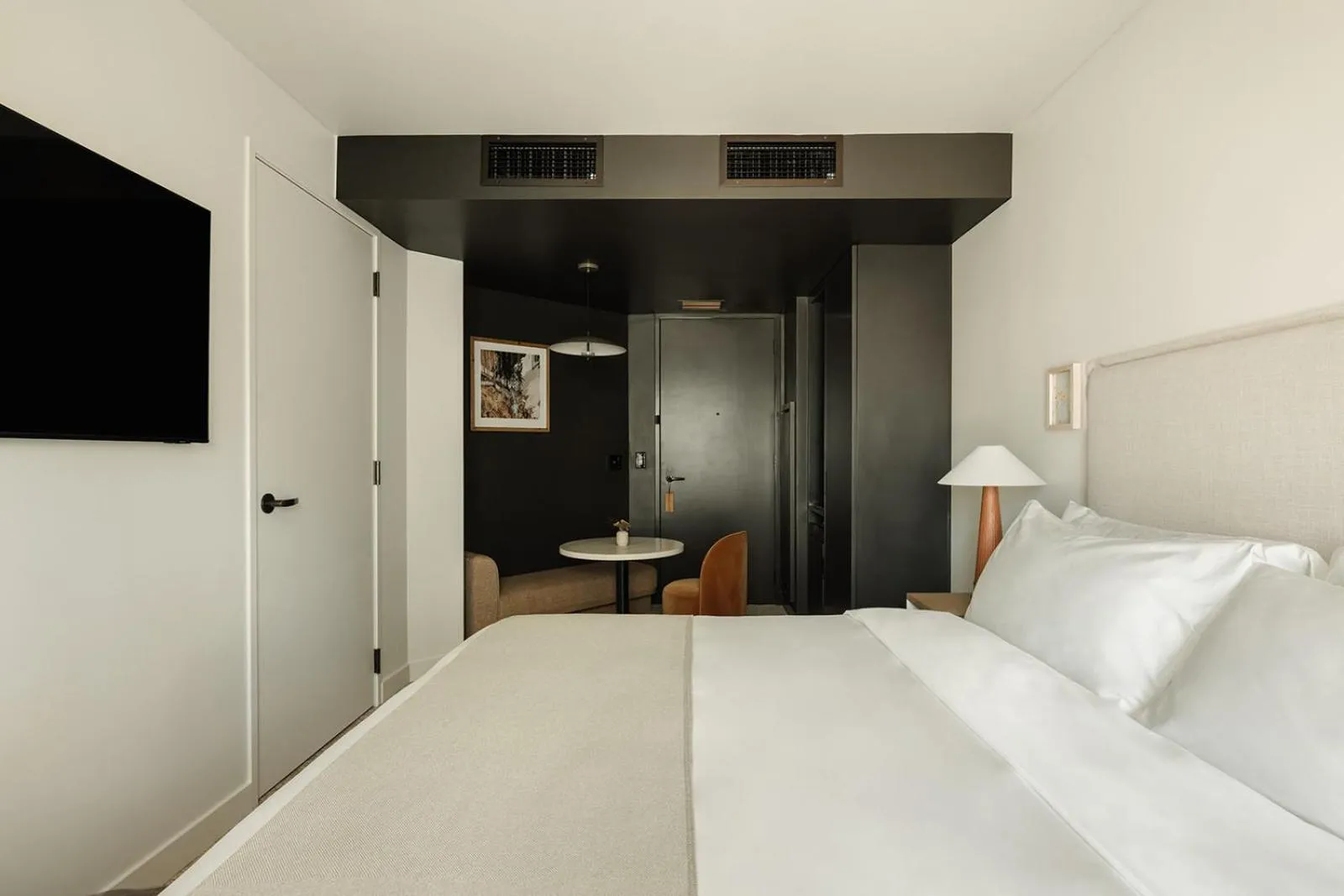 Bedroom, Bed in Populus