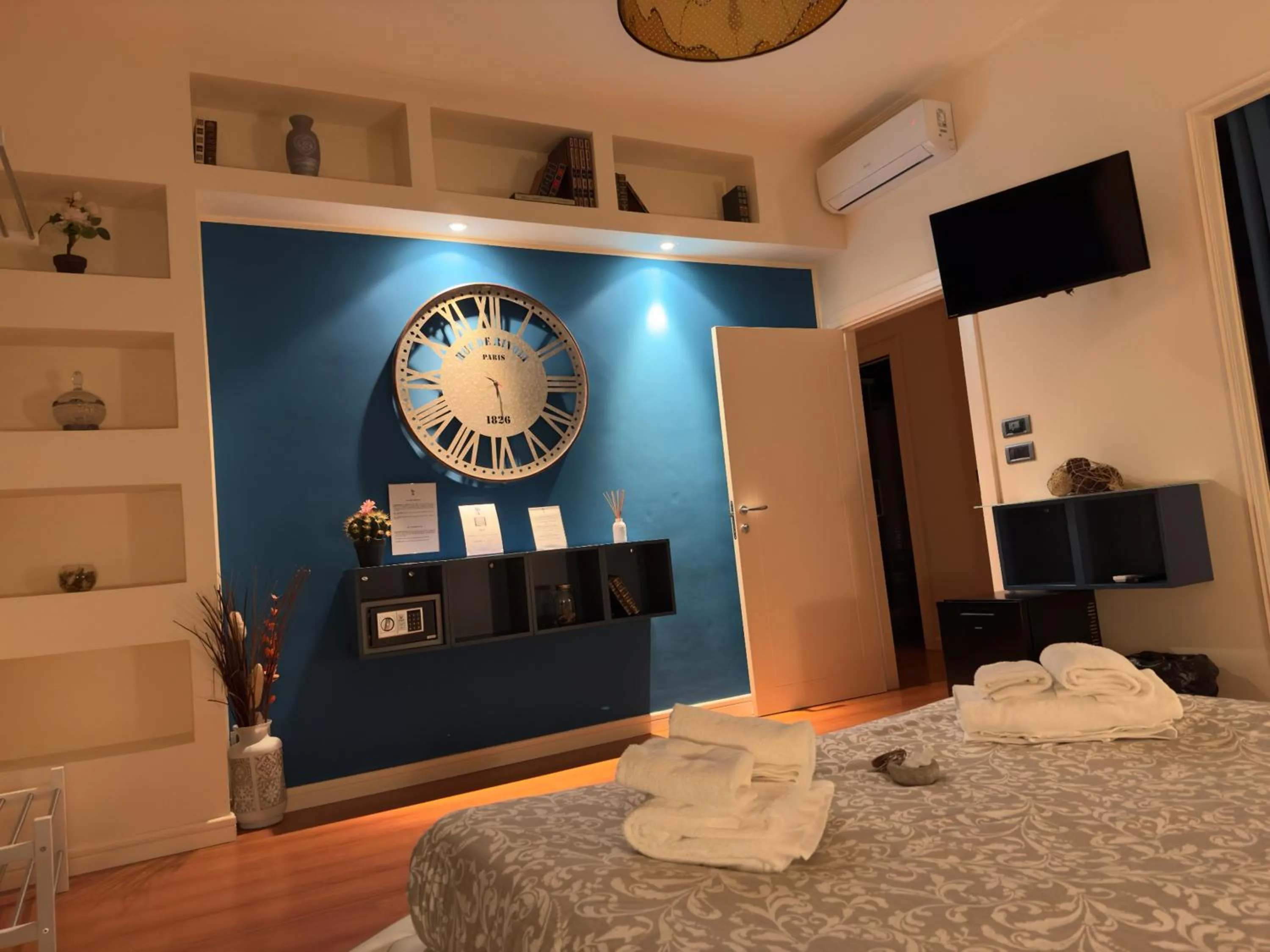 Bed in Bracco Rooms & Suites - Boutique Hotel nel Centro Storico di Matera