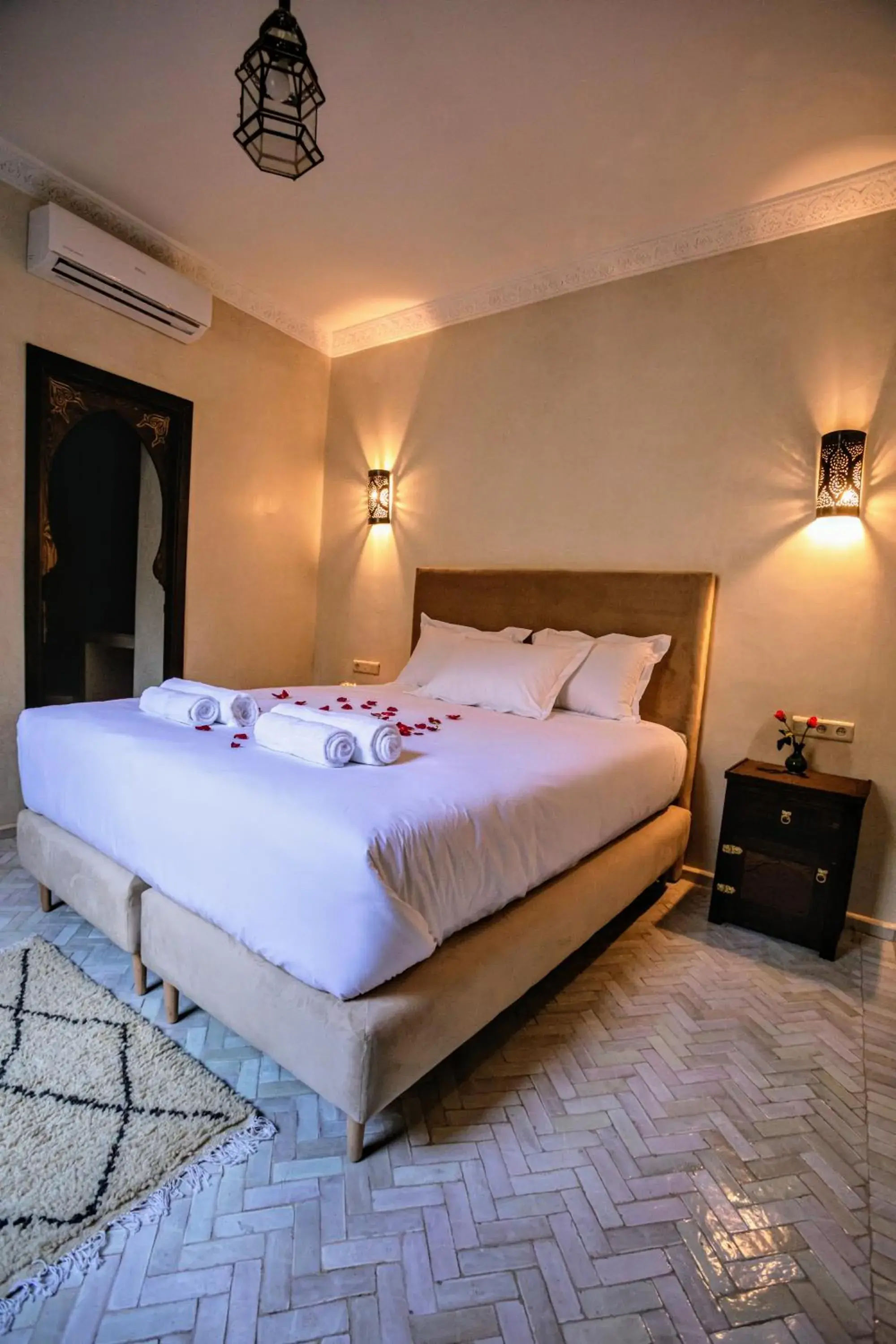 Deluxe Double or Twin Room in Riad Zazz Deluxe Double or Twin Room in Riad Zazz
