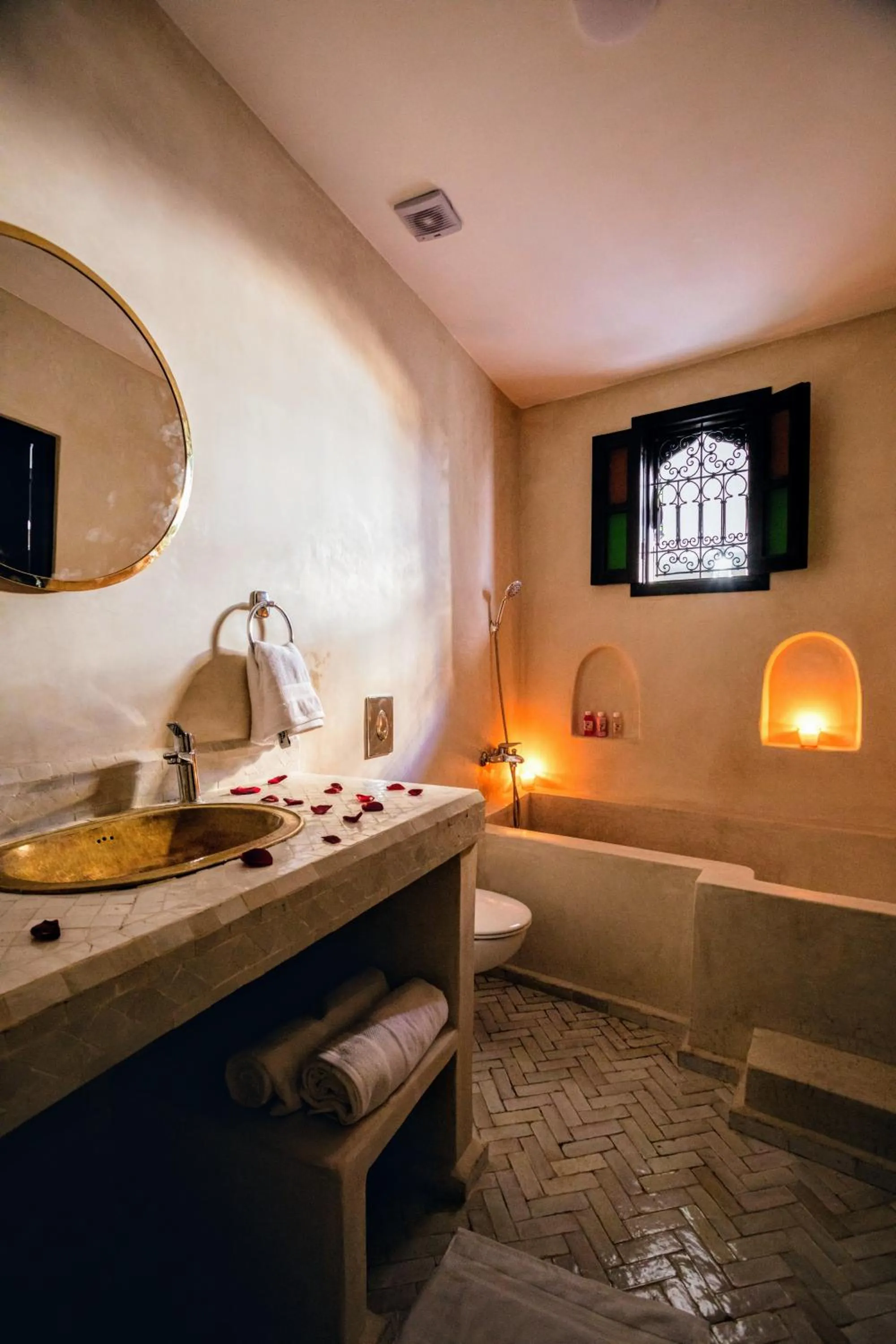 Bath, Bed in Riad Zazz