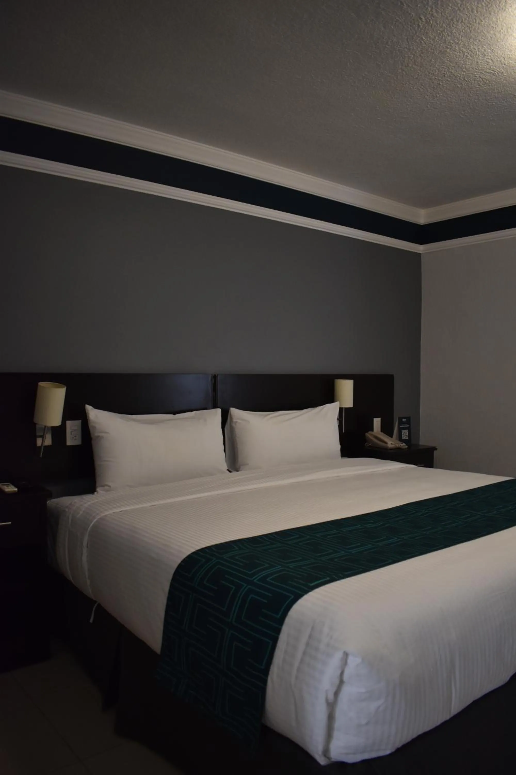 Bed in InHouse Hotel León