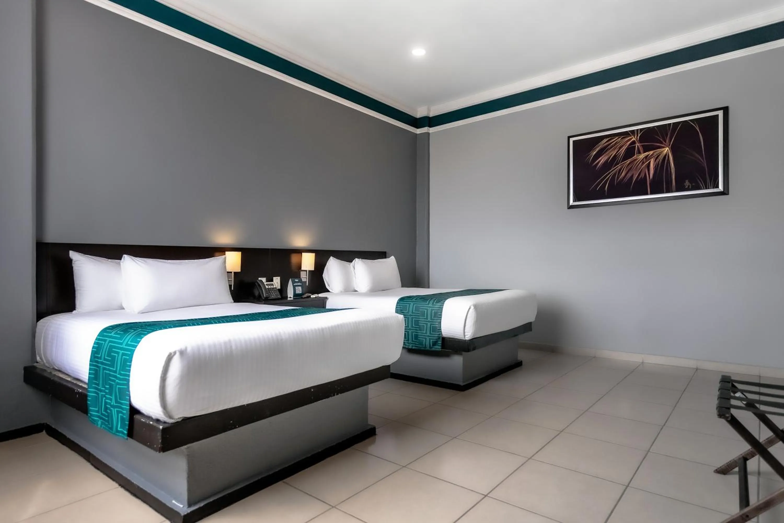 Bed in InHouse Hotel León