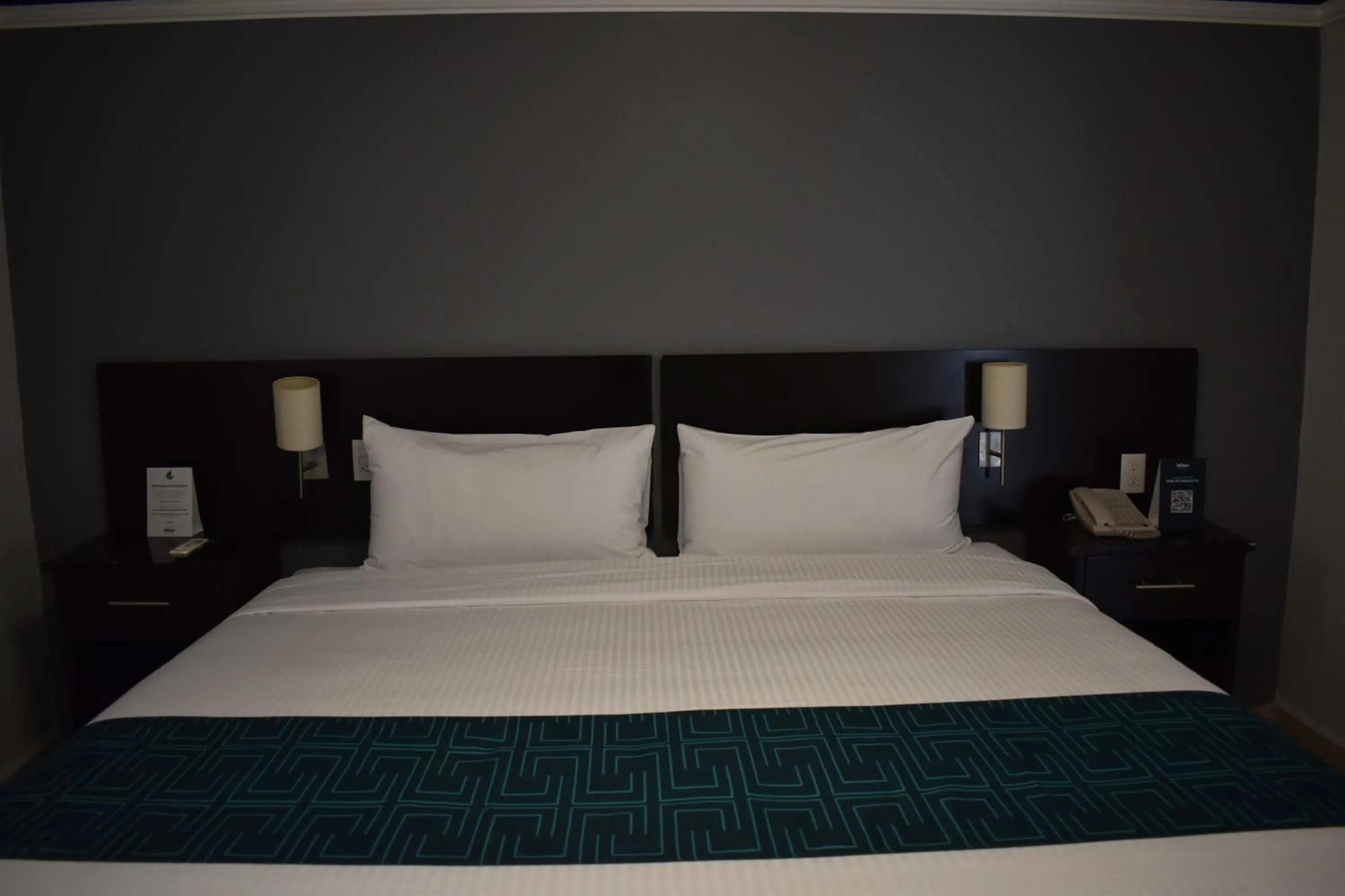 Bed in InHouse Hotel León