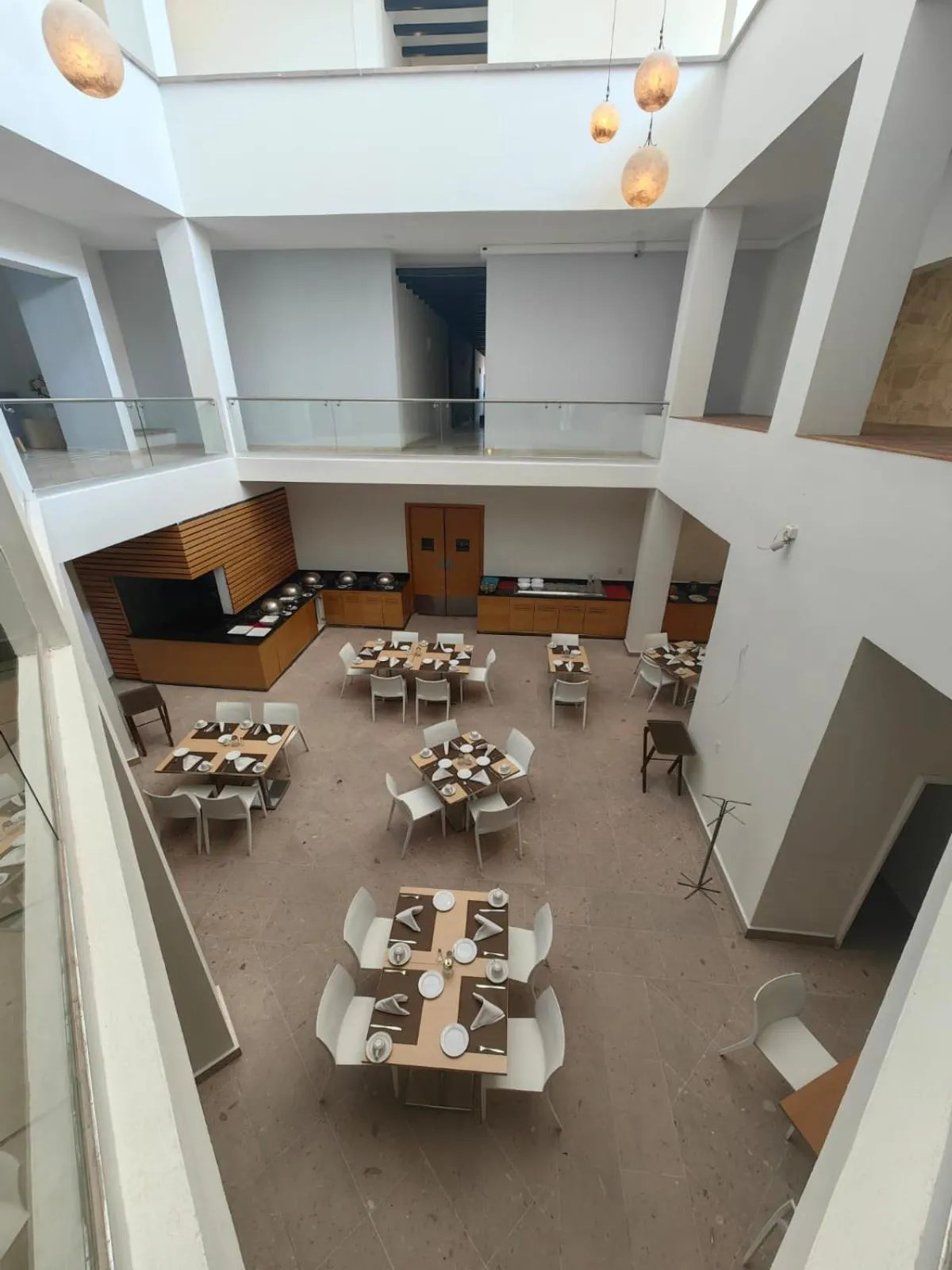 Restaurant/places to eat in InHouse Hotel León