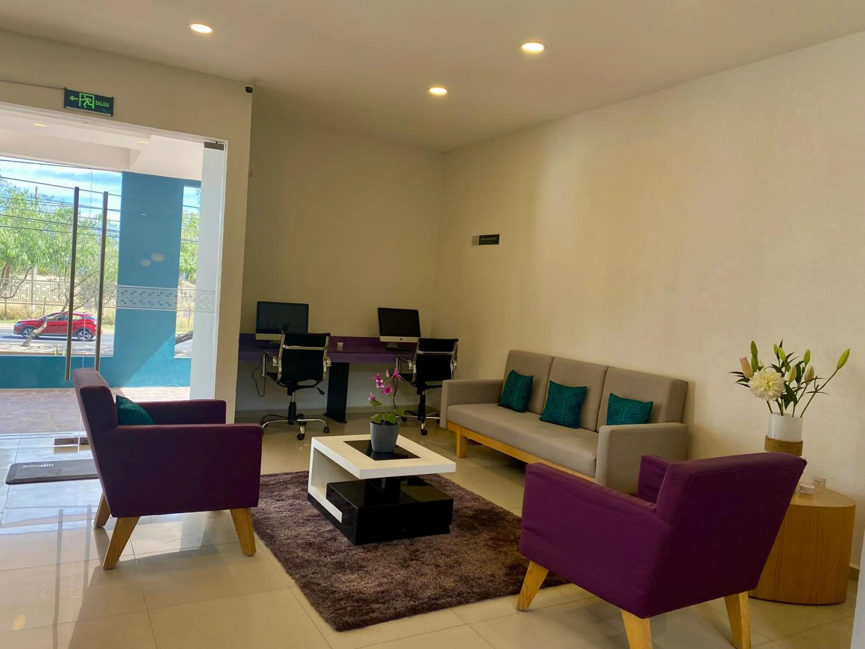 Lobby or reception in InHouse Hotel León