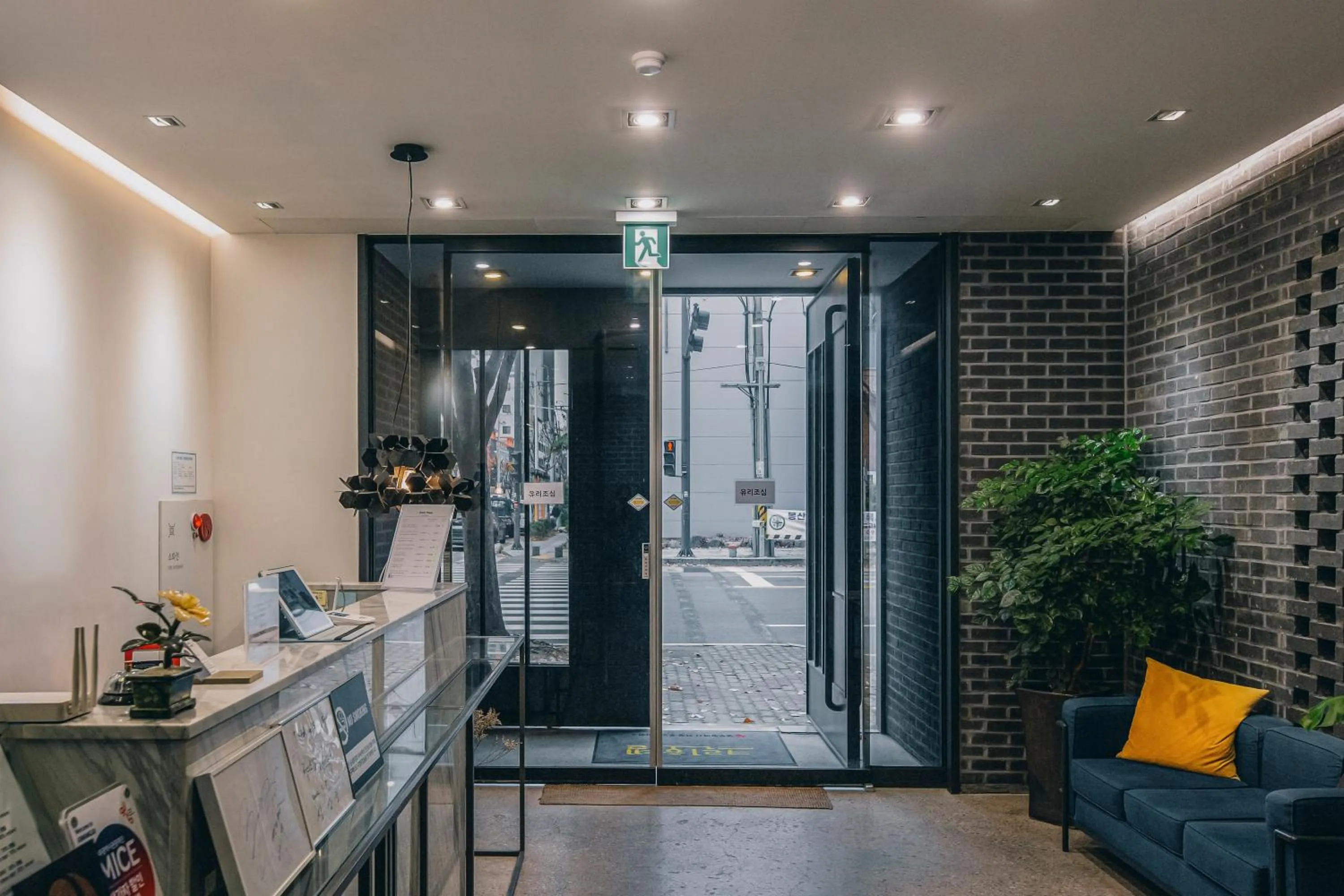 Lobby or reception in Gwangju Hotel the spot