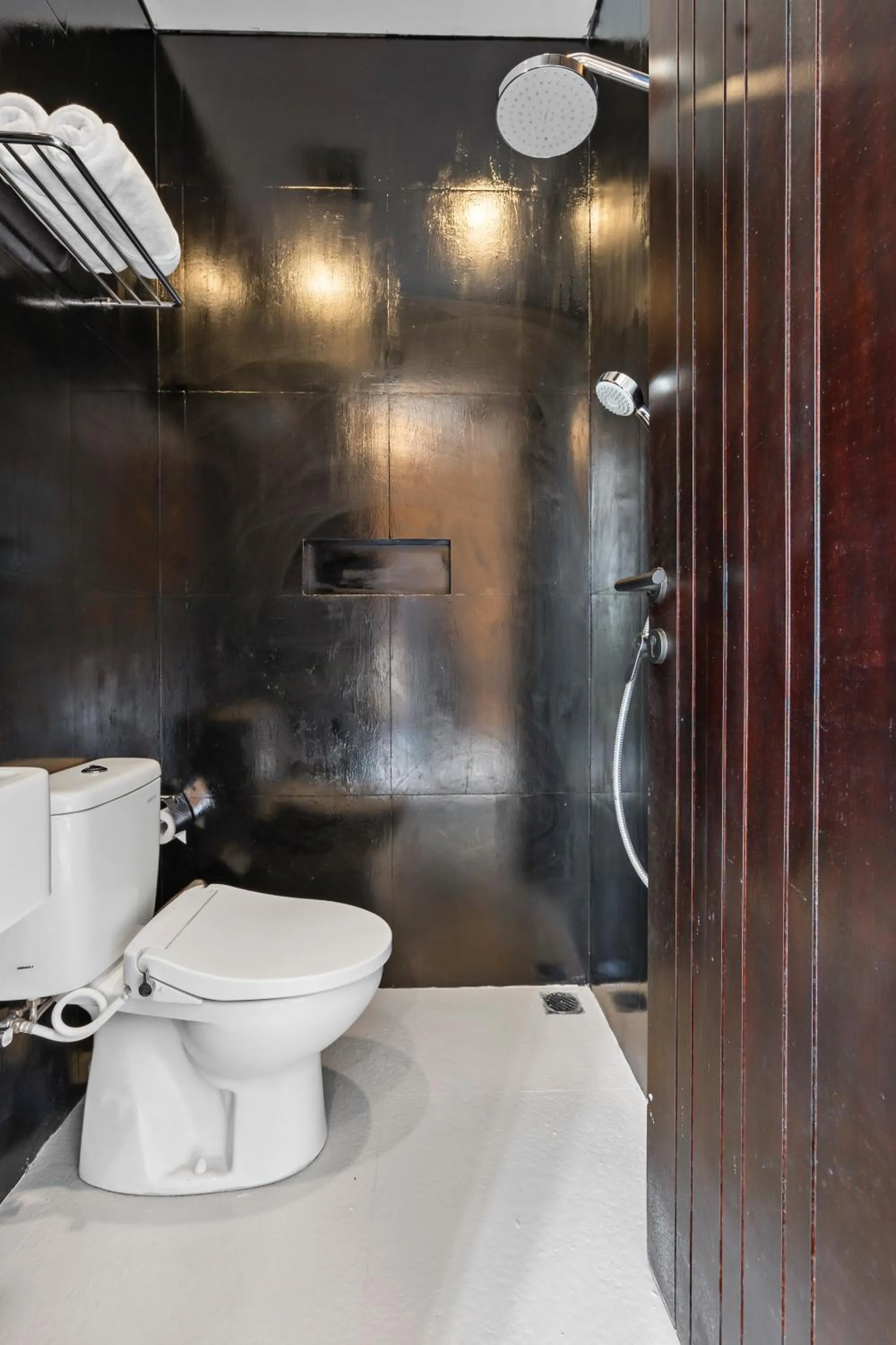 Shower in Asasta Villa by Betterplace