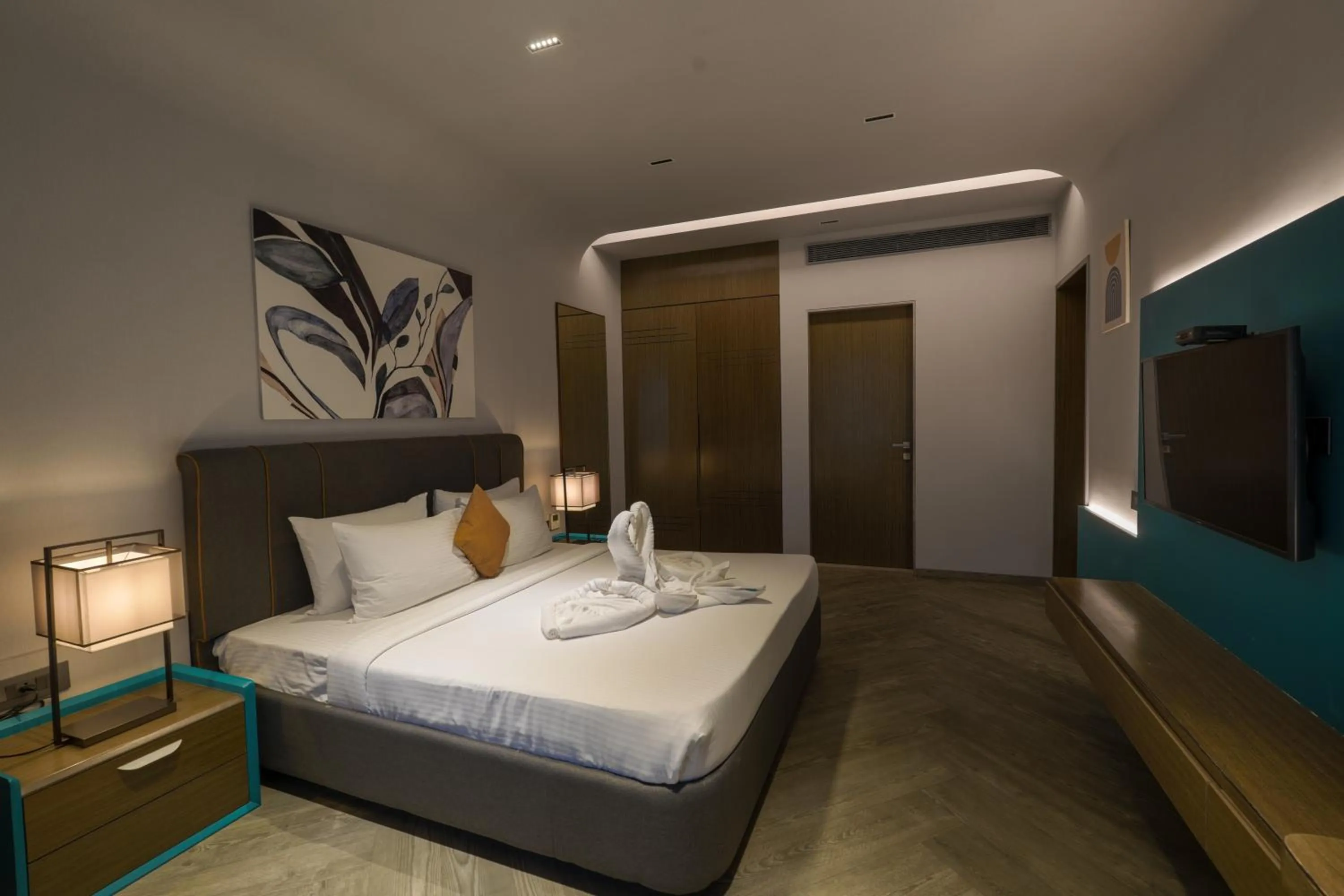 Bed in Palm Springs Resort