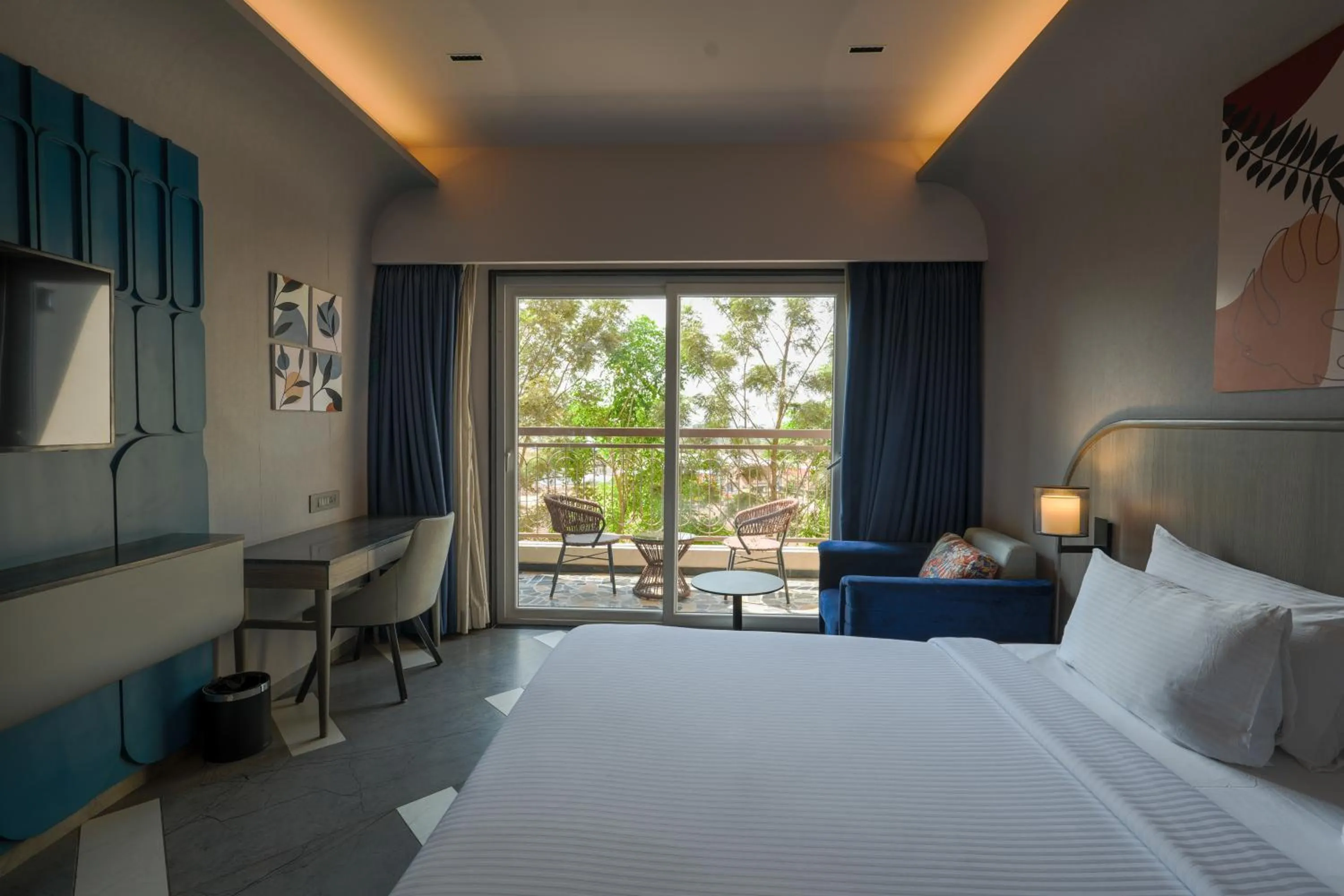 Bed in Palm Springs Resort
