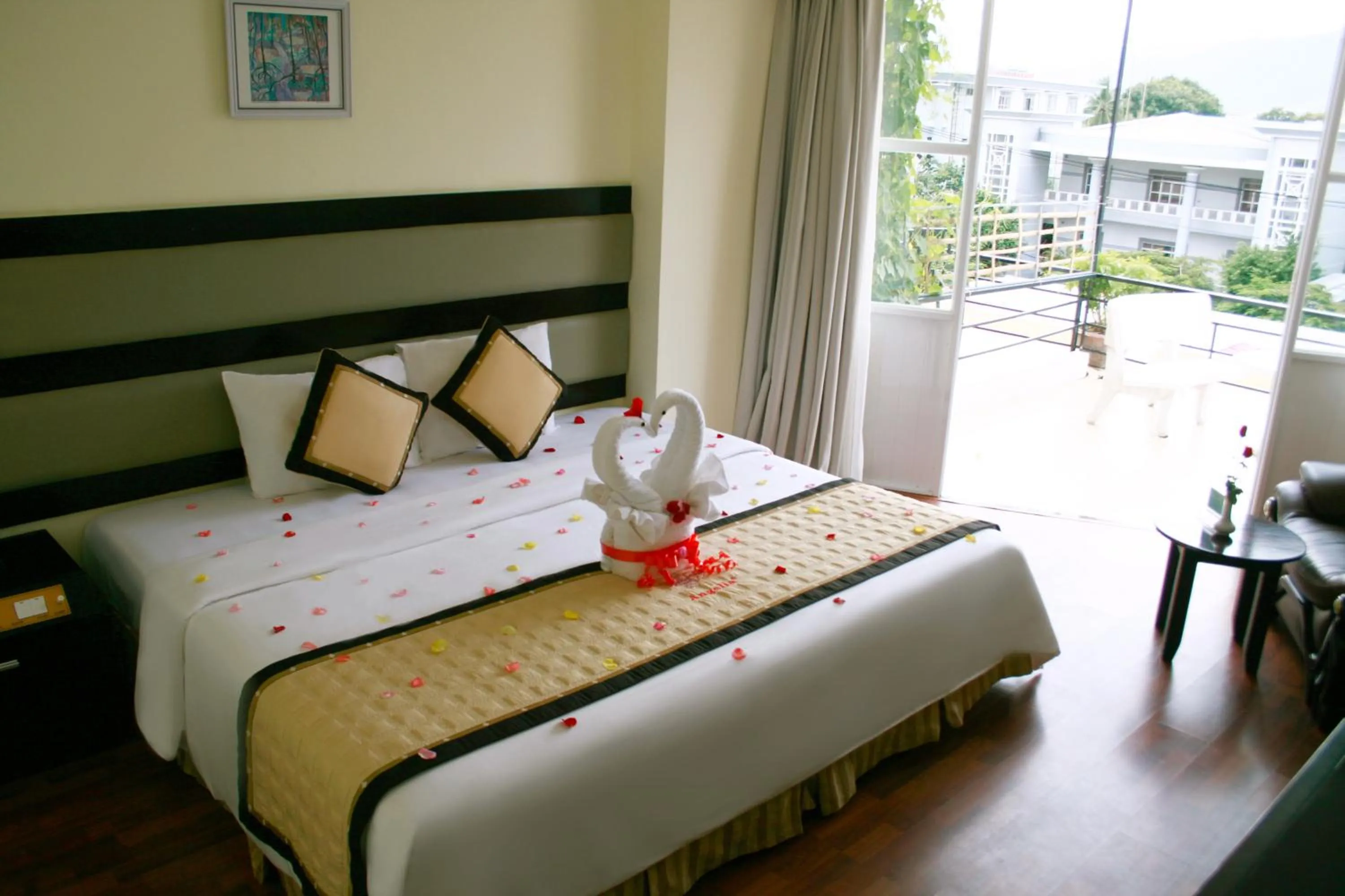 Bedroom, Bed in Angella Hotel