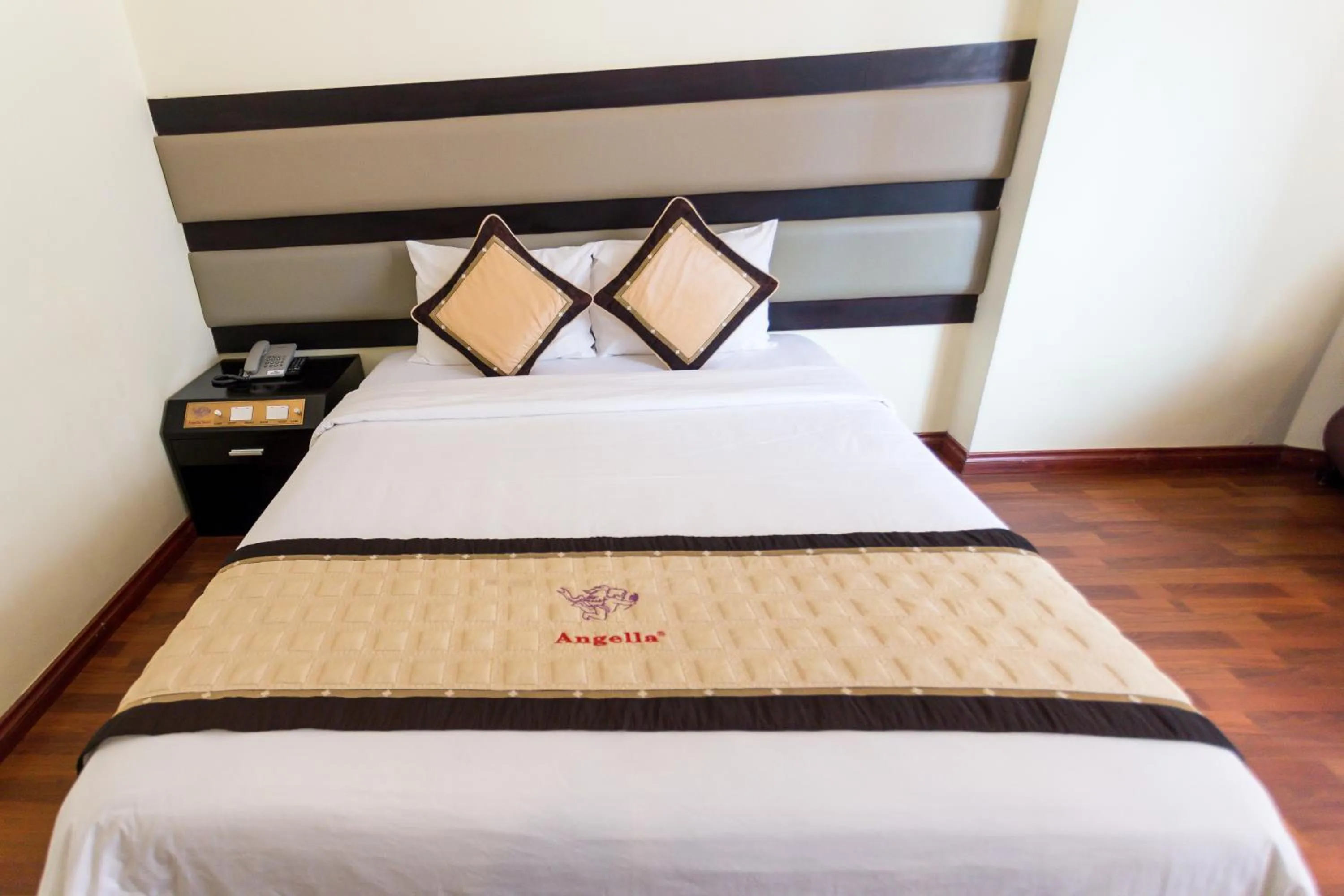 Bedroom, Bed in Angella Hotel