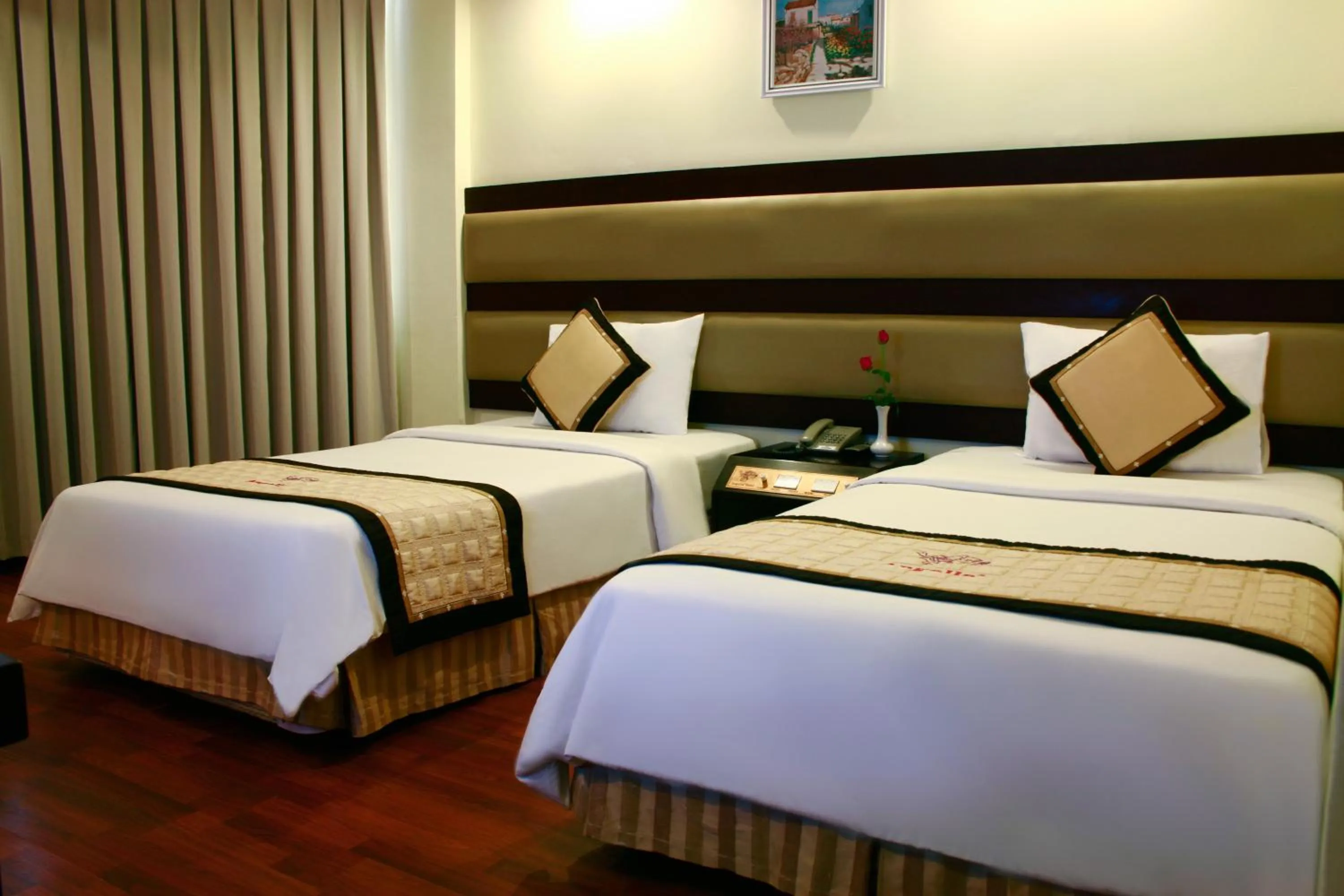 Bedroom, Bed in Angella Hotel