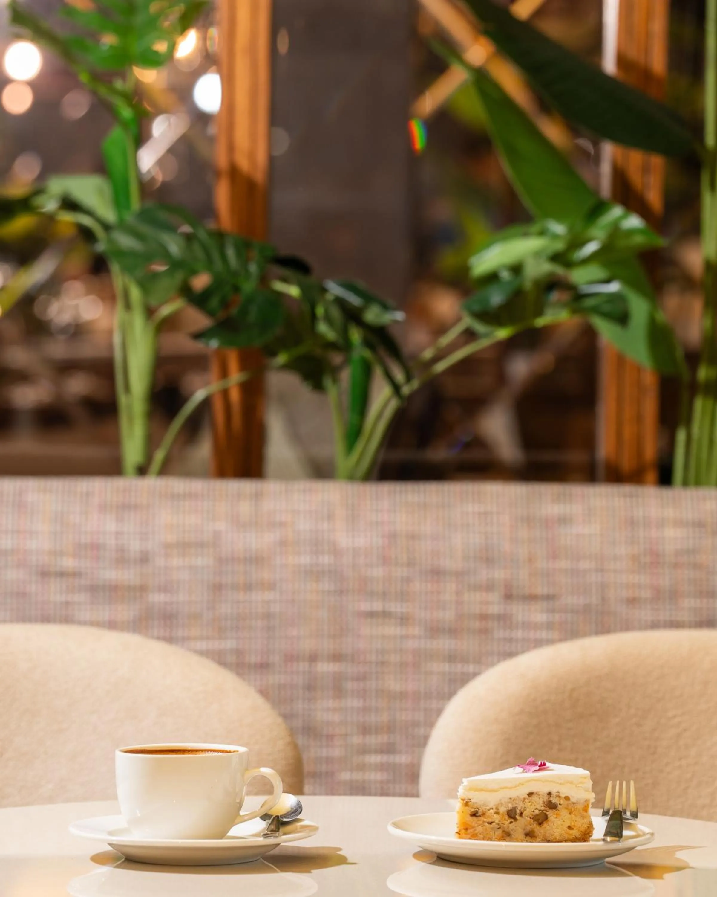 Restaurant/places to eat in Foxtrail, Sector 42 - AM Hotel Kollection