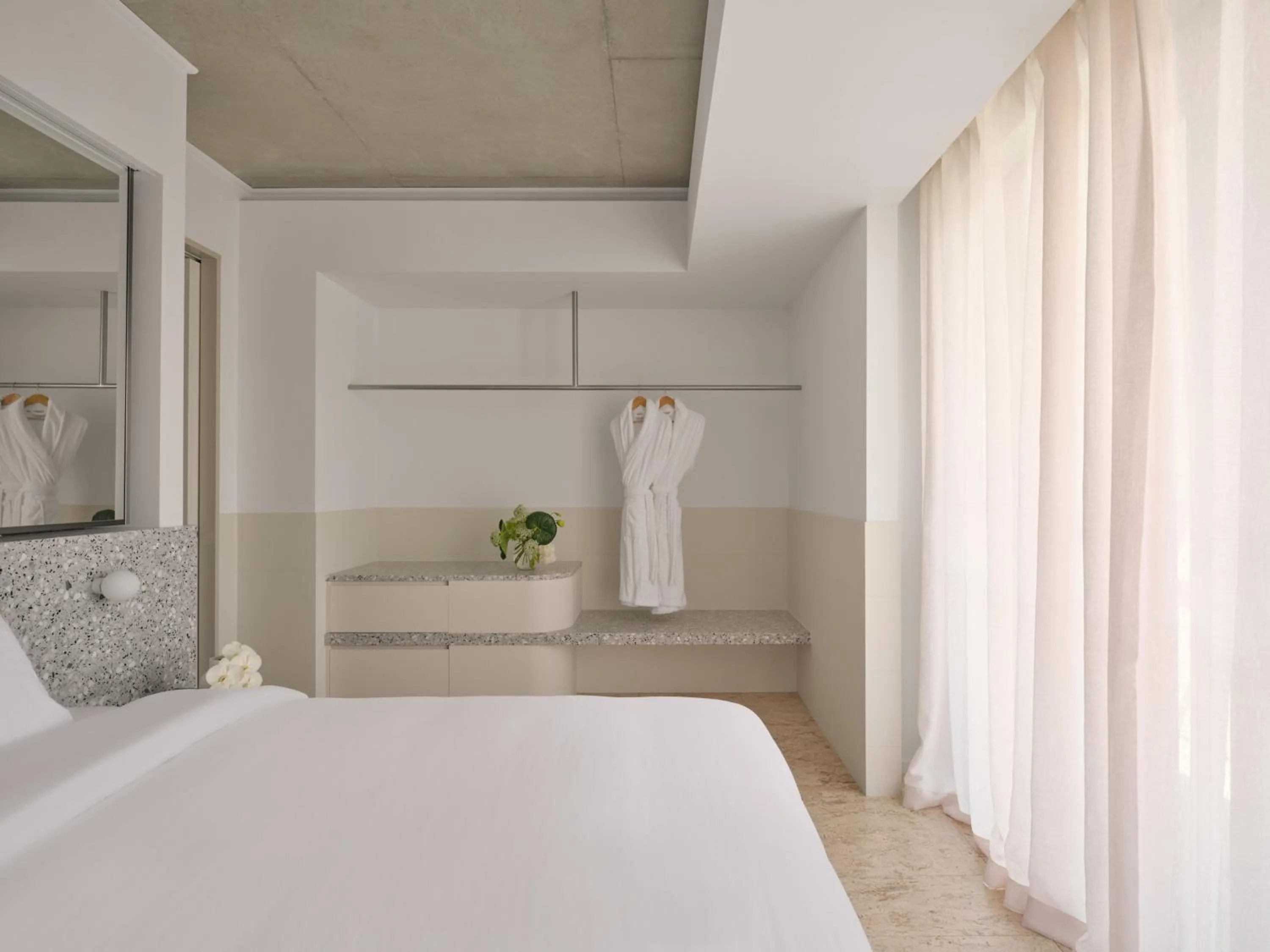 Bedroom, Bed in Ardo