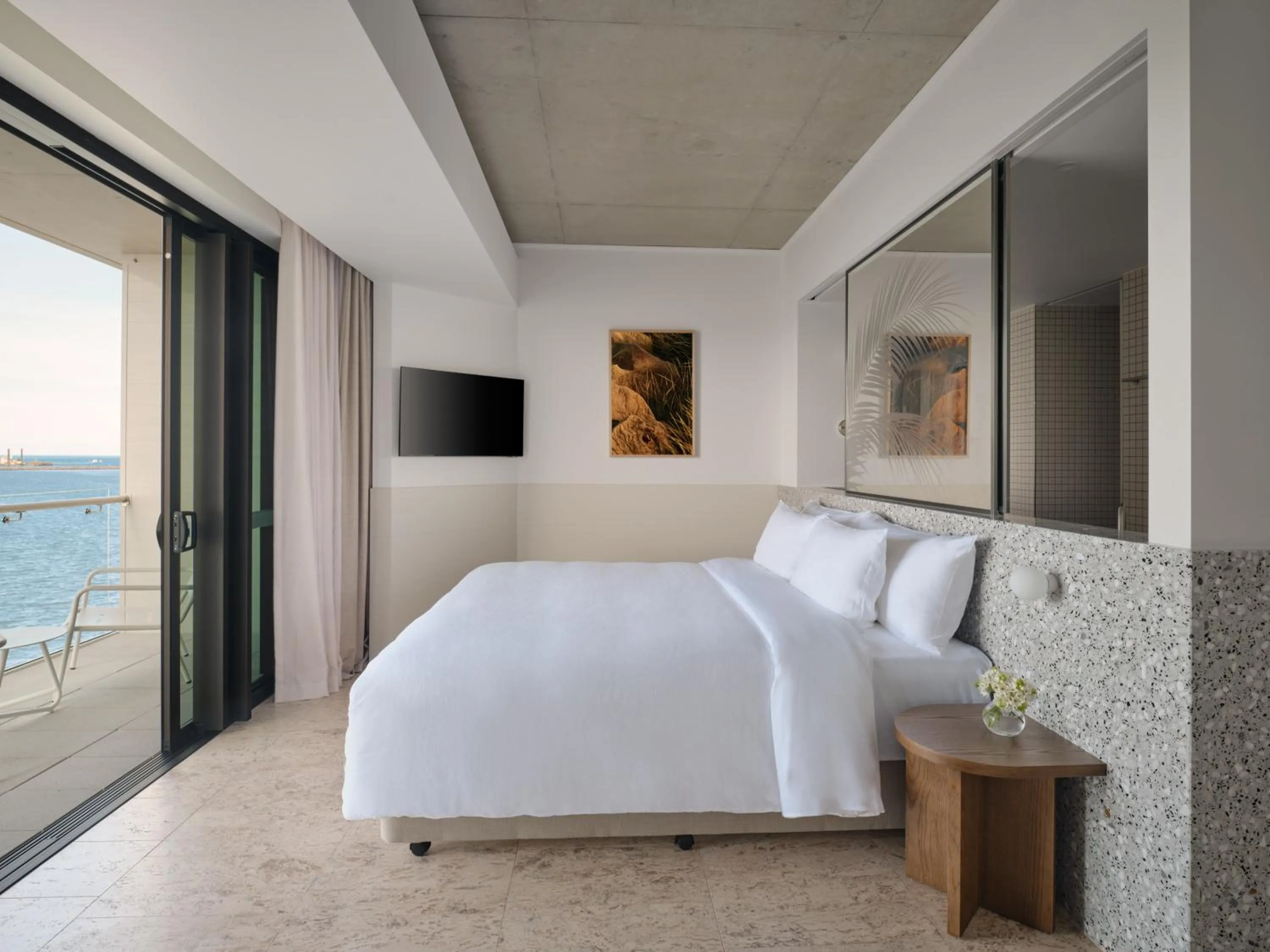 Bedroom, Bed in Ardo