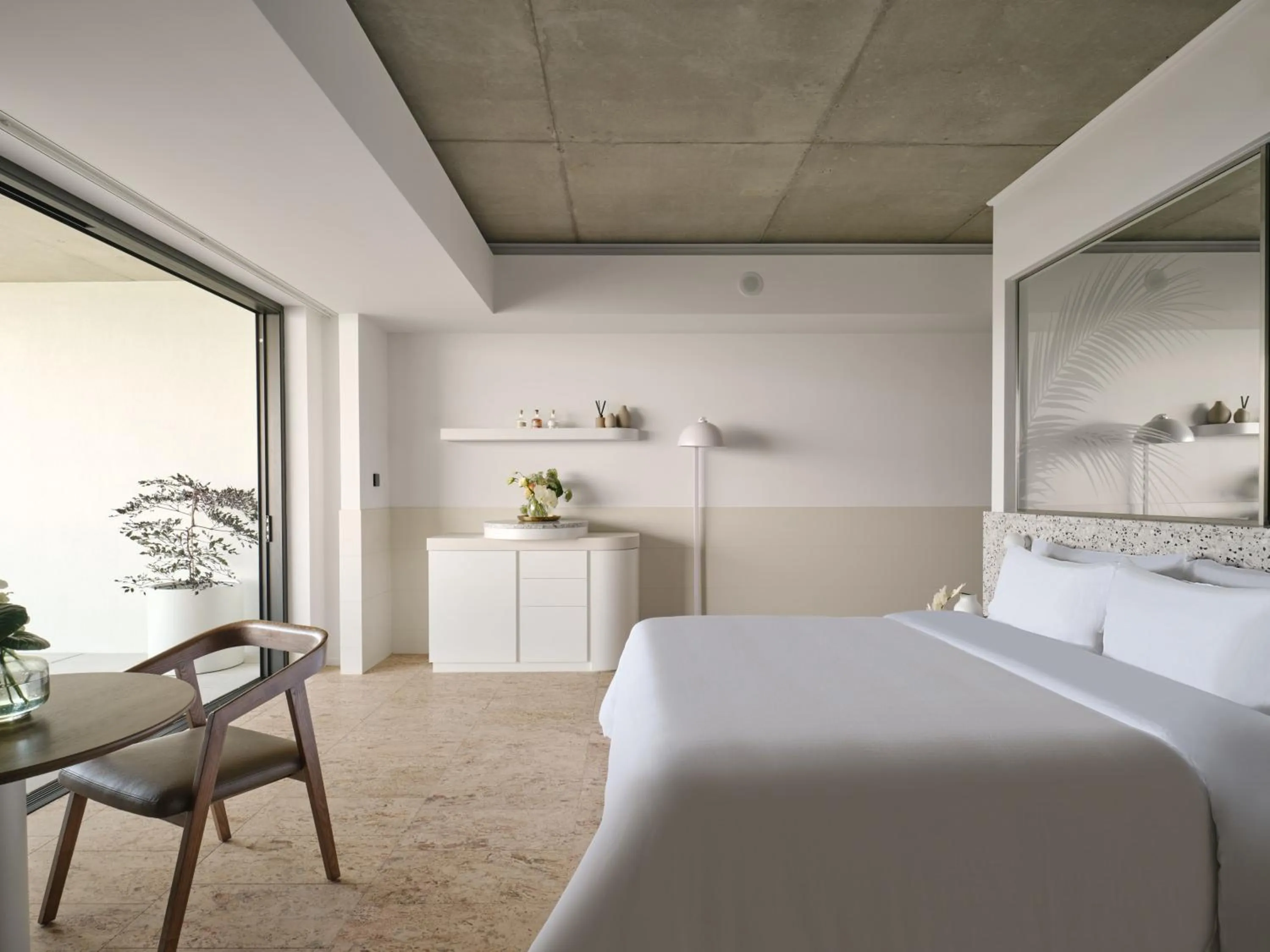 Bedroom, Bed in Ardo